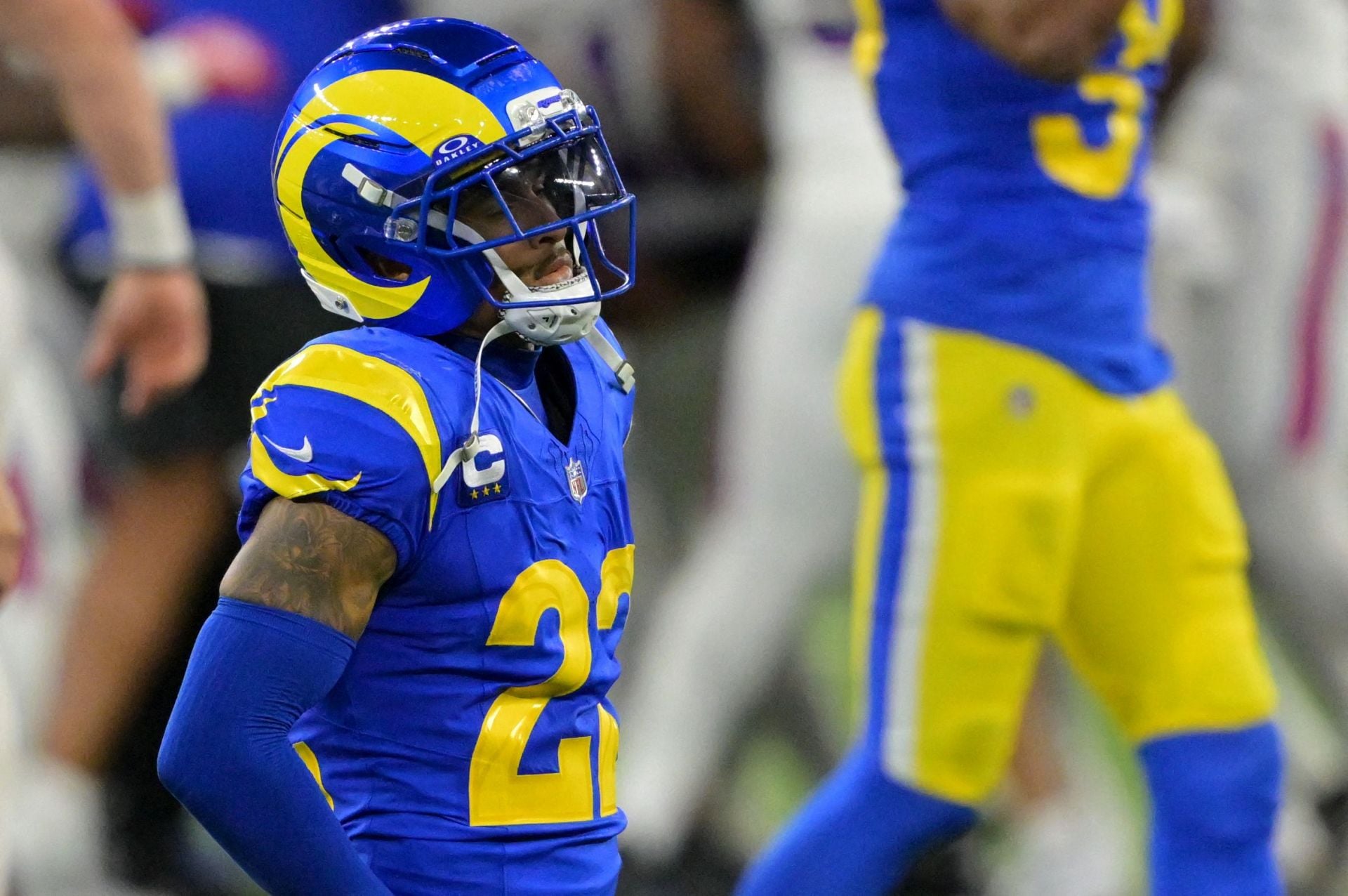 “Why is Trent McDuffie making $33,000,000?”: 3x Super Bowl winner loses it over Rams CB for failing massively vs. Bills