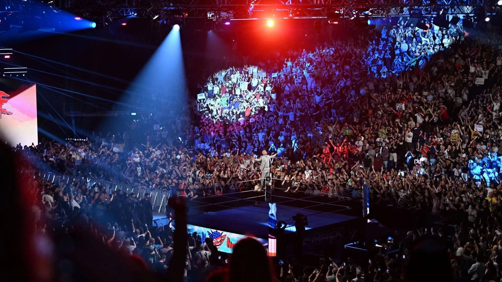 Top World Champion competes on WWE Main Event ahead of SmackDown