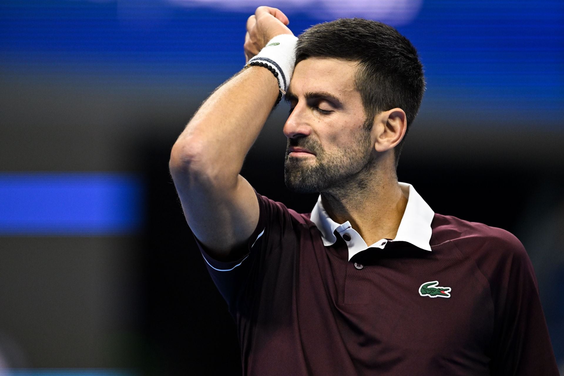 "A complete joke"; "Please retire" - Fans react as Novak Djokovic takes MTO amid fitness concerns at China Open