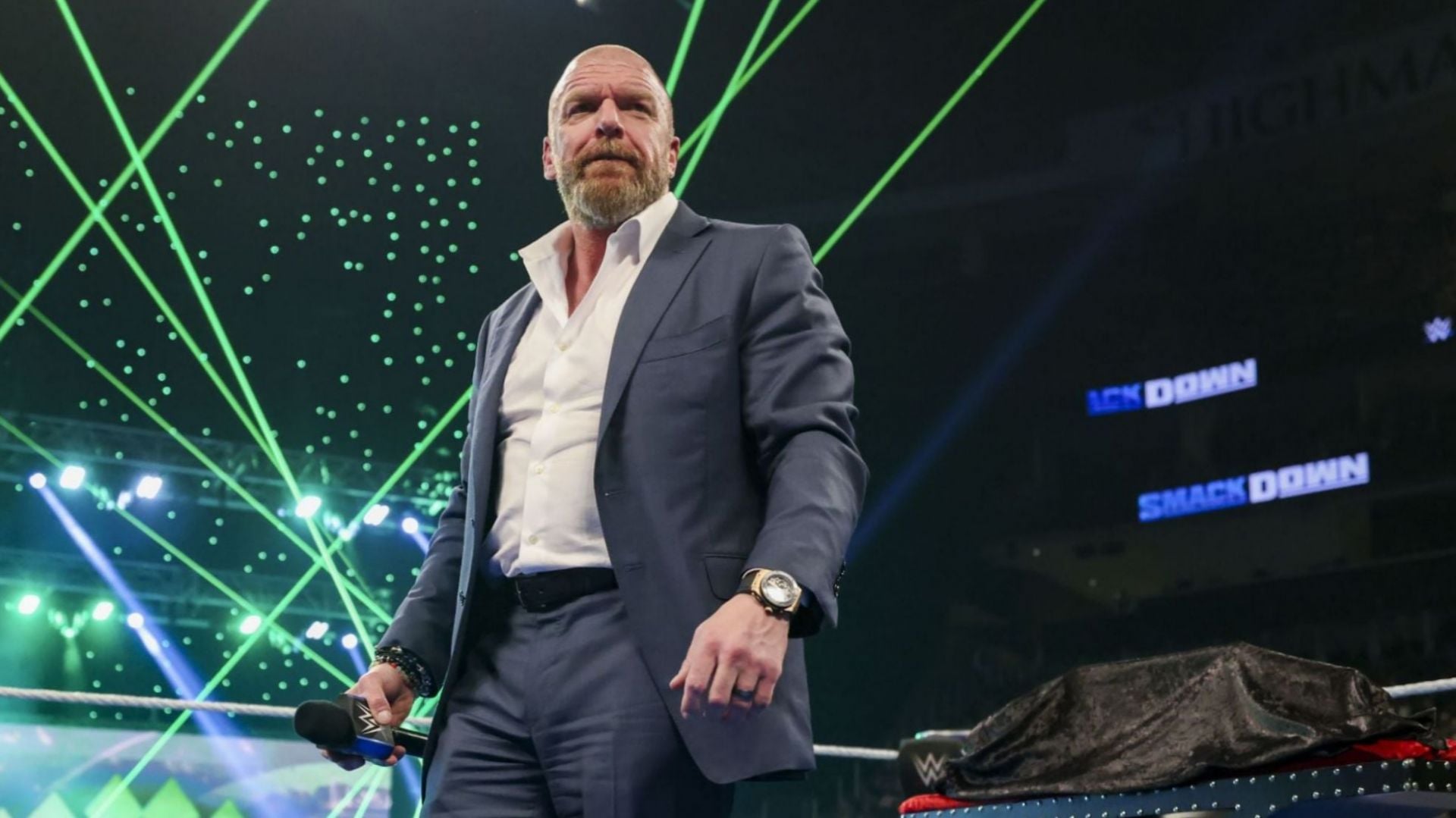 New WWE Champion Crowned After 320-Day Streak is Ended; Major Star Breaks Silence