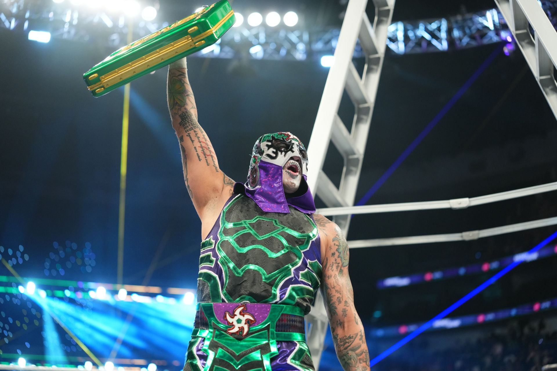 3 WWE stars who should have become Mr. Money in the Bank instead of Penta