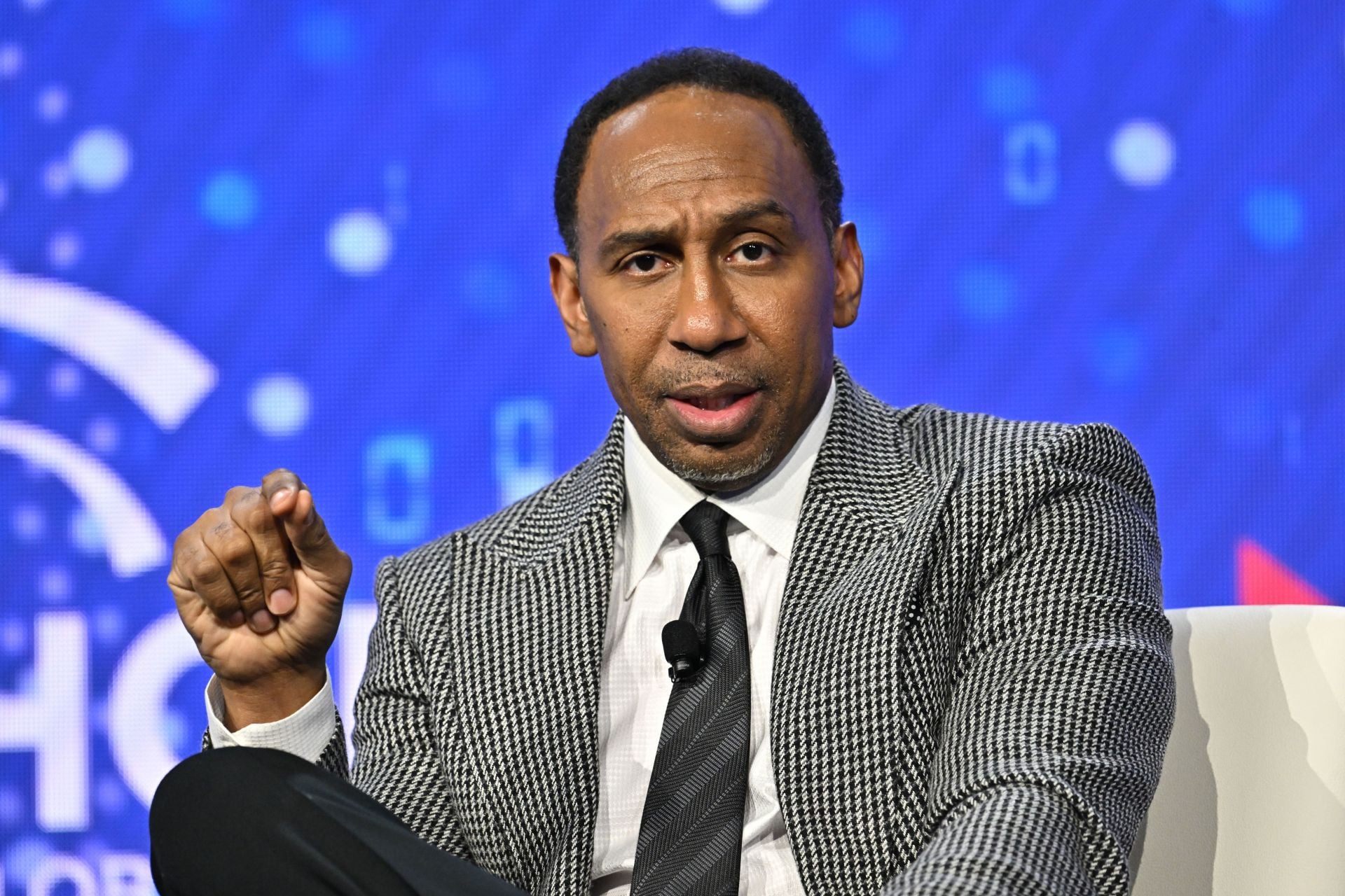 “Why would I step on a sinking ship?”: Stephen A. Smith mocks "pathetic" Cowboys legend Michael Irvin over bold stance on Brian Schottenheimer’s team
