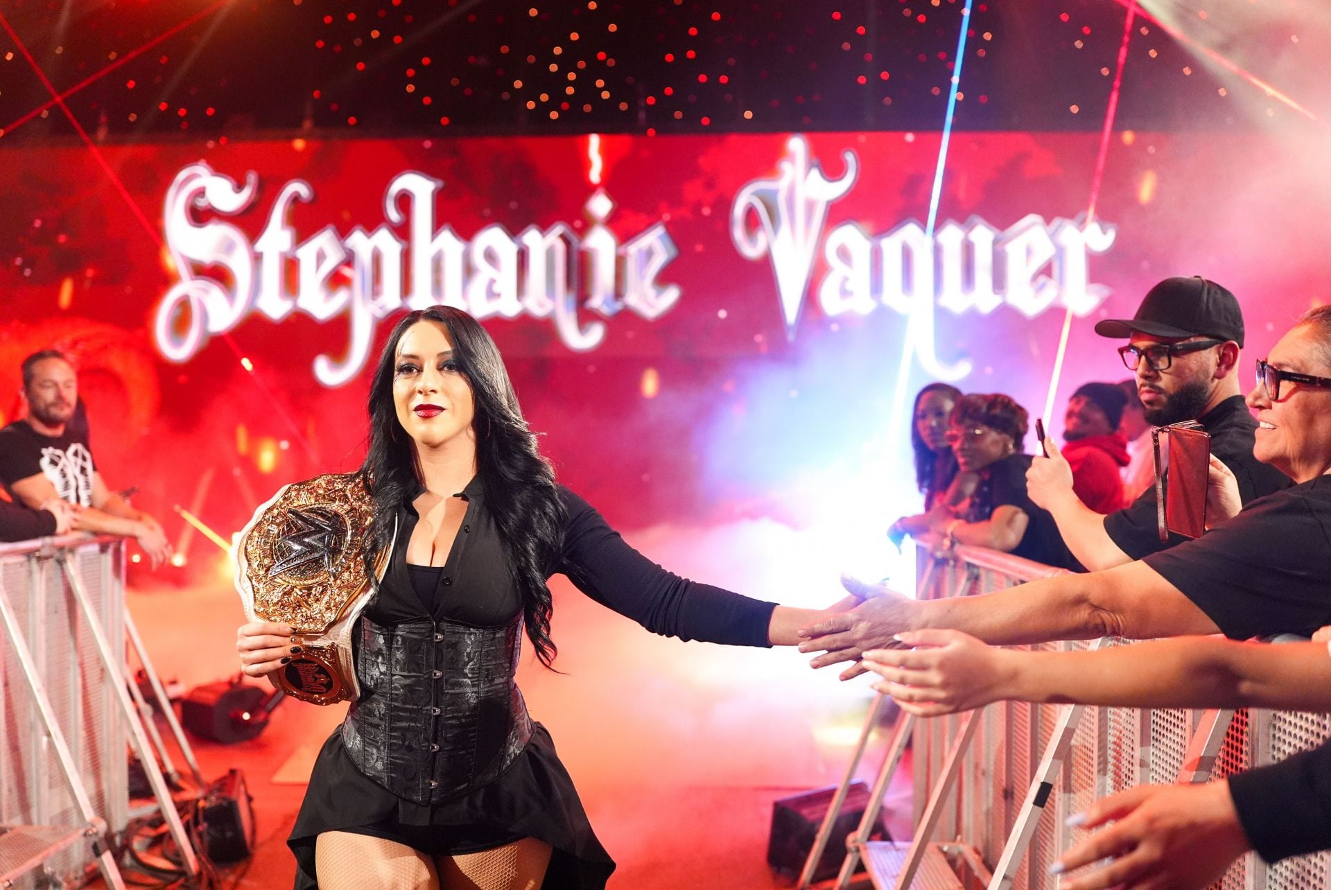 Did Stephanie Vaquer Actually Pose N*de with WWE Women's World Championship?
