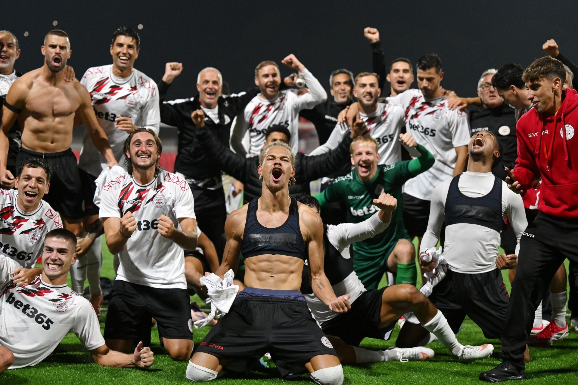 Lincoln Red Imps vs FC Twente Prediction [Update 2026]