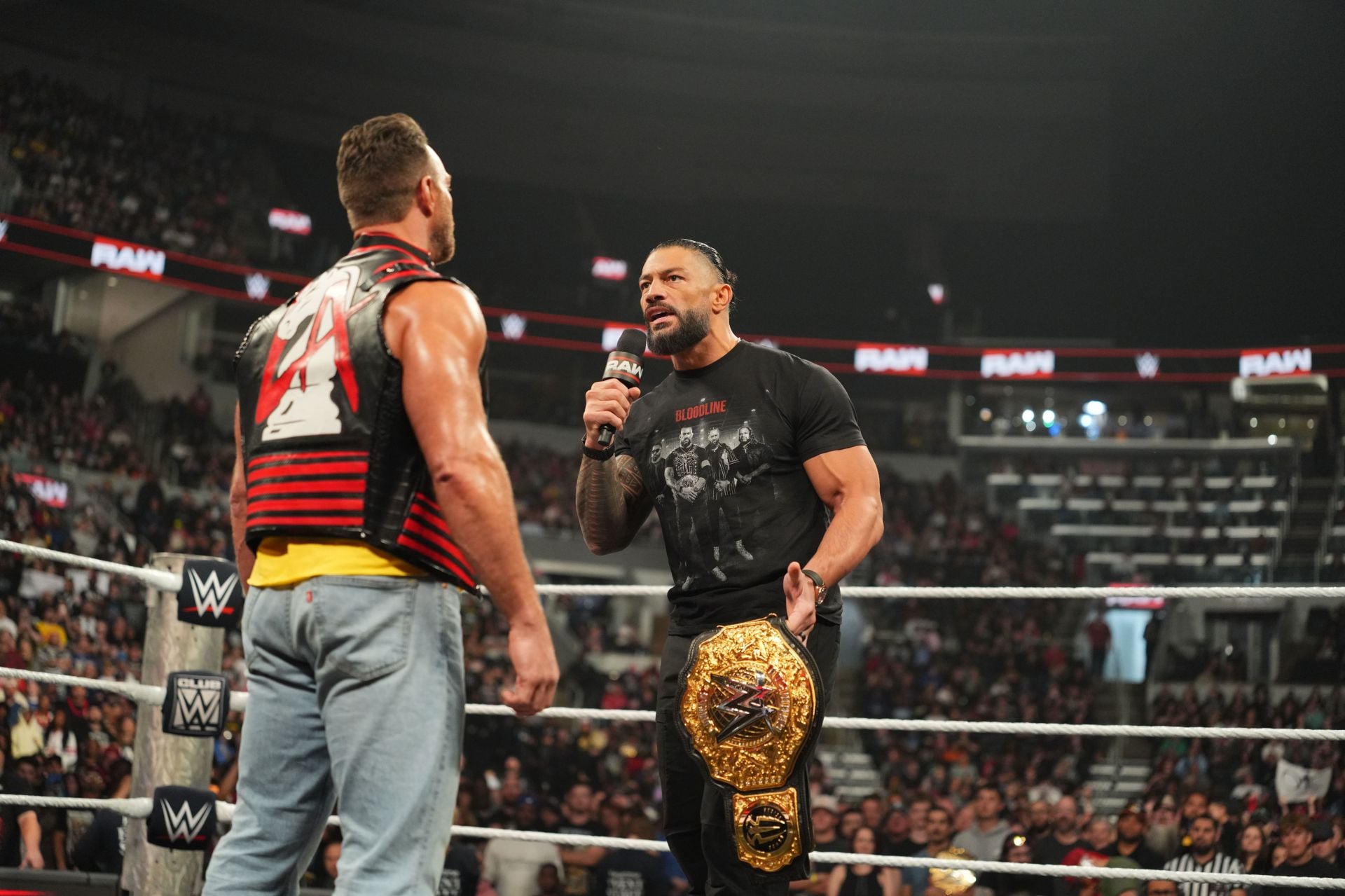 WWE spoils the result of Roman Reigns vs LA Knight with premature announcement