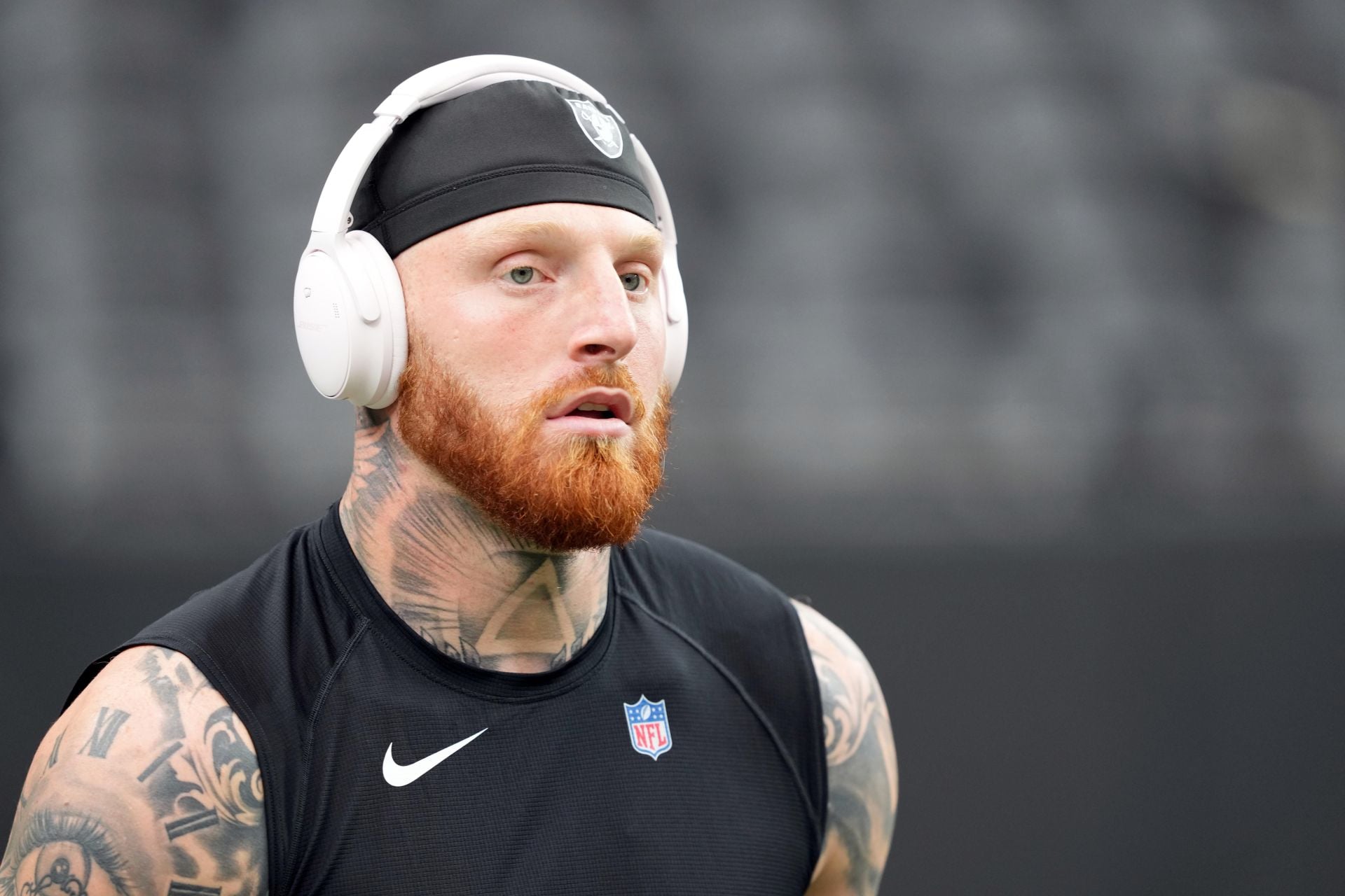 "He wants to be a Patriot" "he wants to play here so badly!": NFL fans react to Maxx Crosby rocking Celtics jersey for Raiders game in New England
