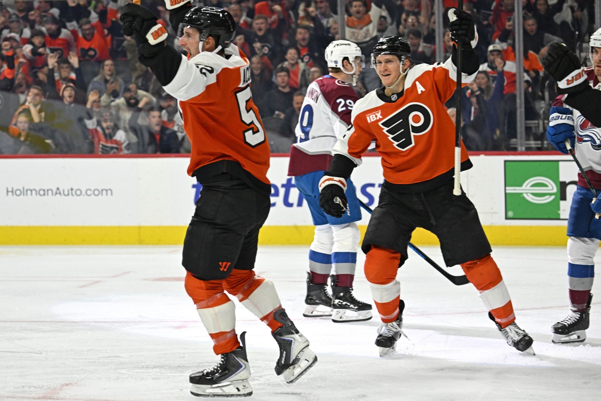"Embarrassing effort against the 1-6-3 Flyers": COL fans livid as Avalanche suffer shocking 3-2 defeat to Philadelphia