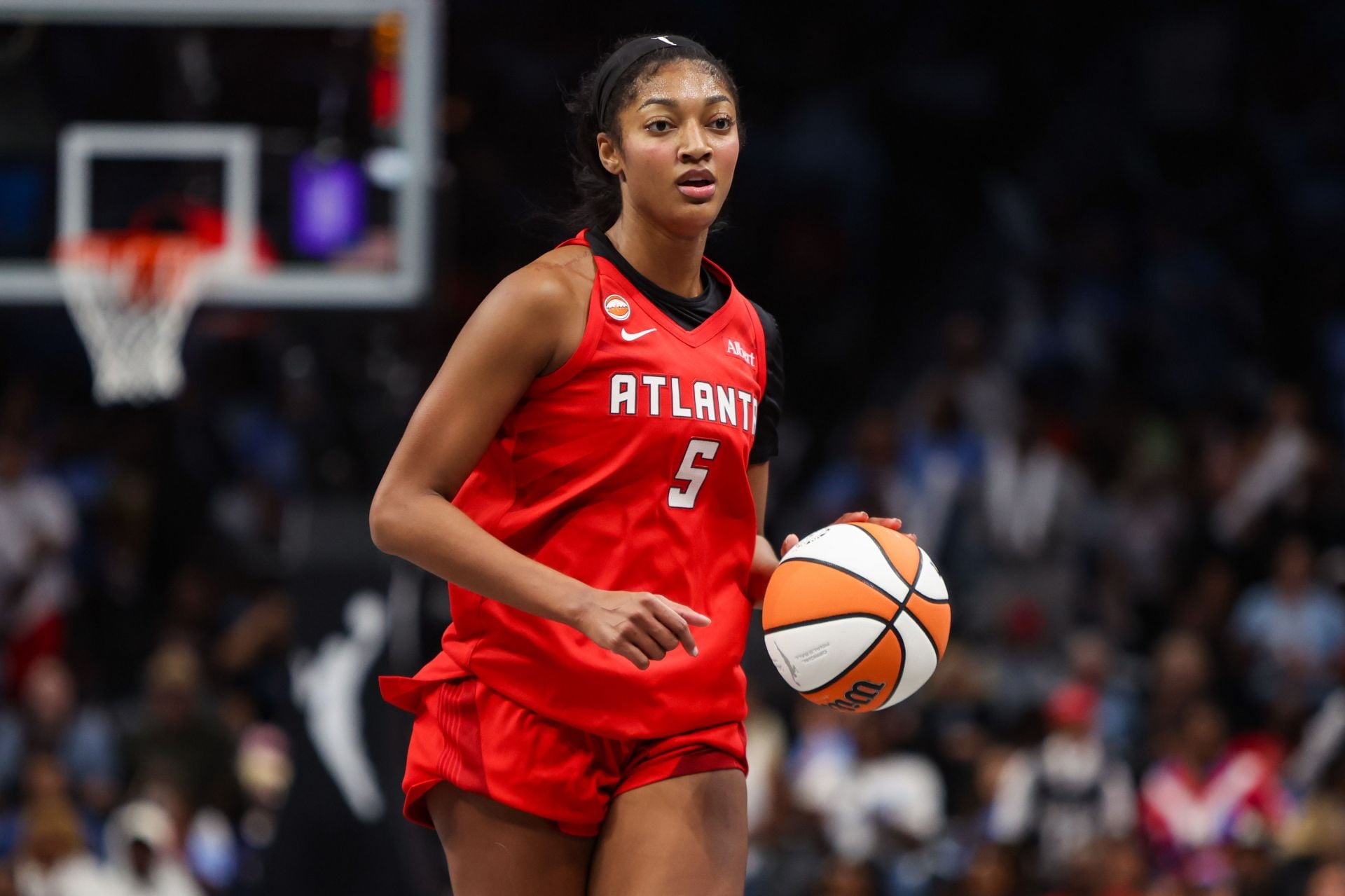 “This Fanbase Is MISERABLE”: WNBA Fans Slam Dream Creator for Threatening Sephora Boycott Over Valkyries Support