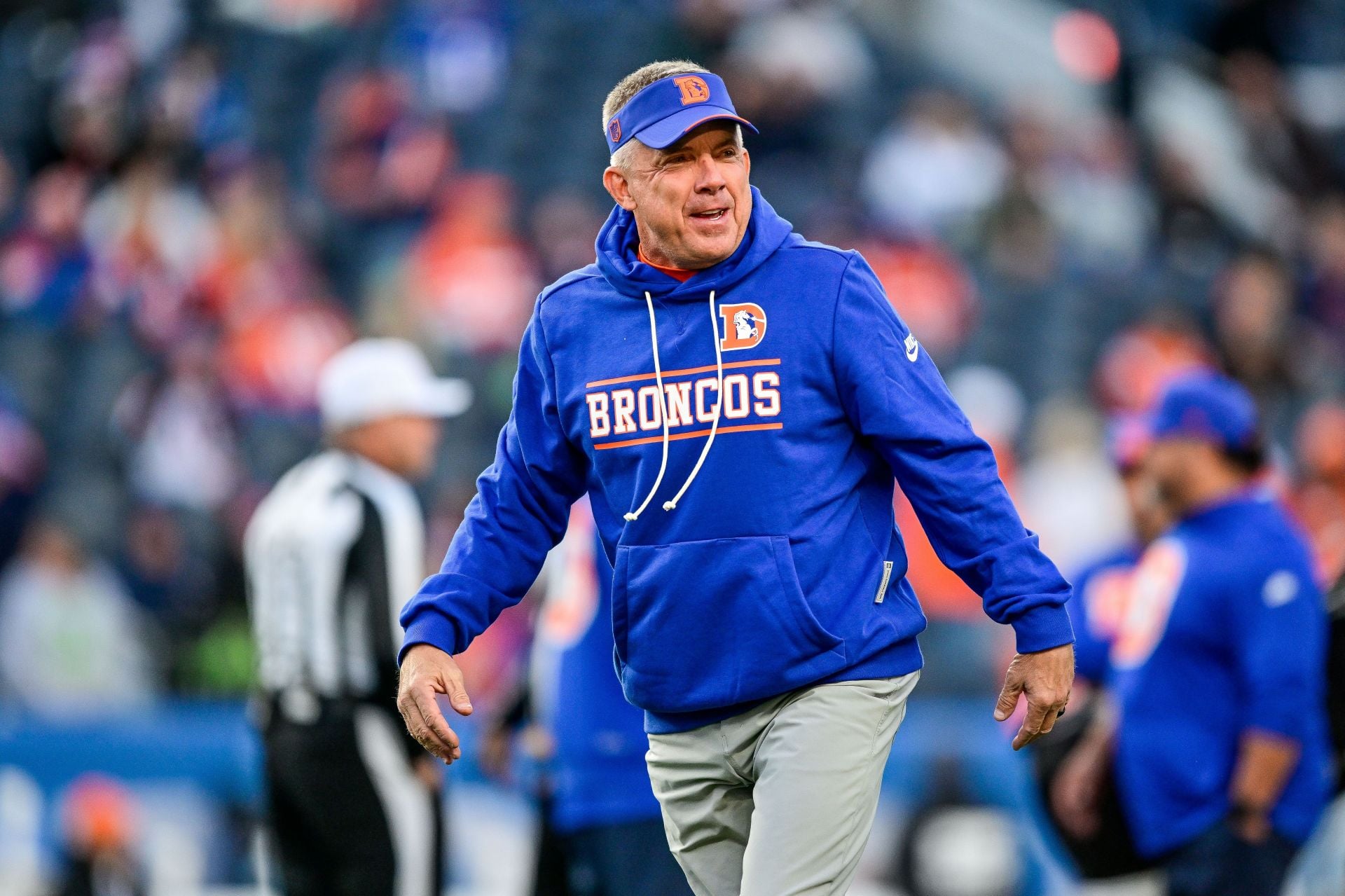 “Do you think the NFL wants this to go away ASAP?”: Tony Farmer raises concerns about Sean Payton’s viral kiss with Charissa Thompson