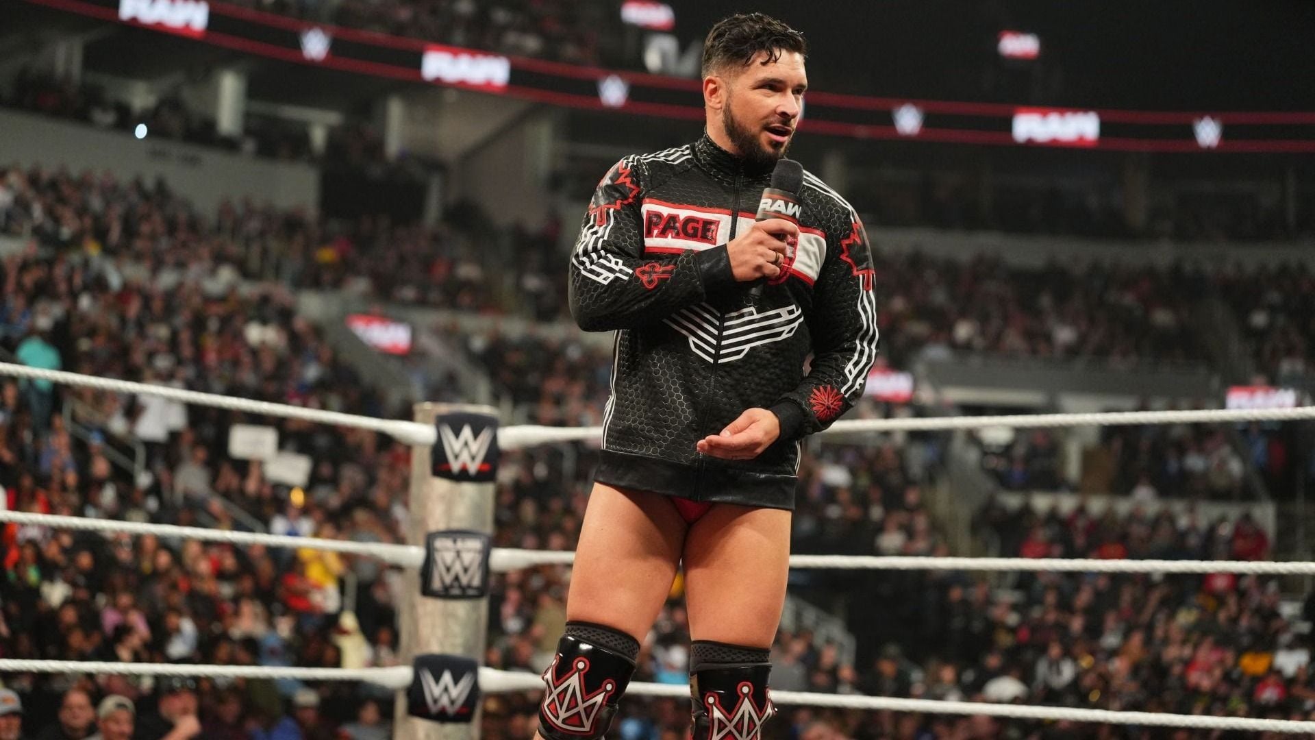 WWE Superstar Ethan Page involved in embarrassing incident with female influencer; walks away