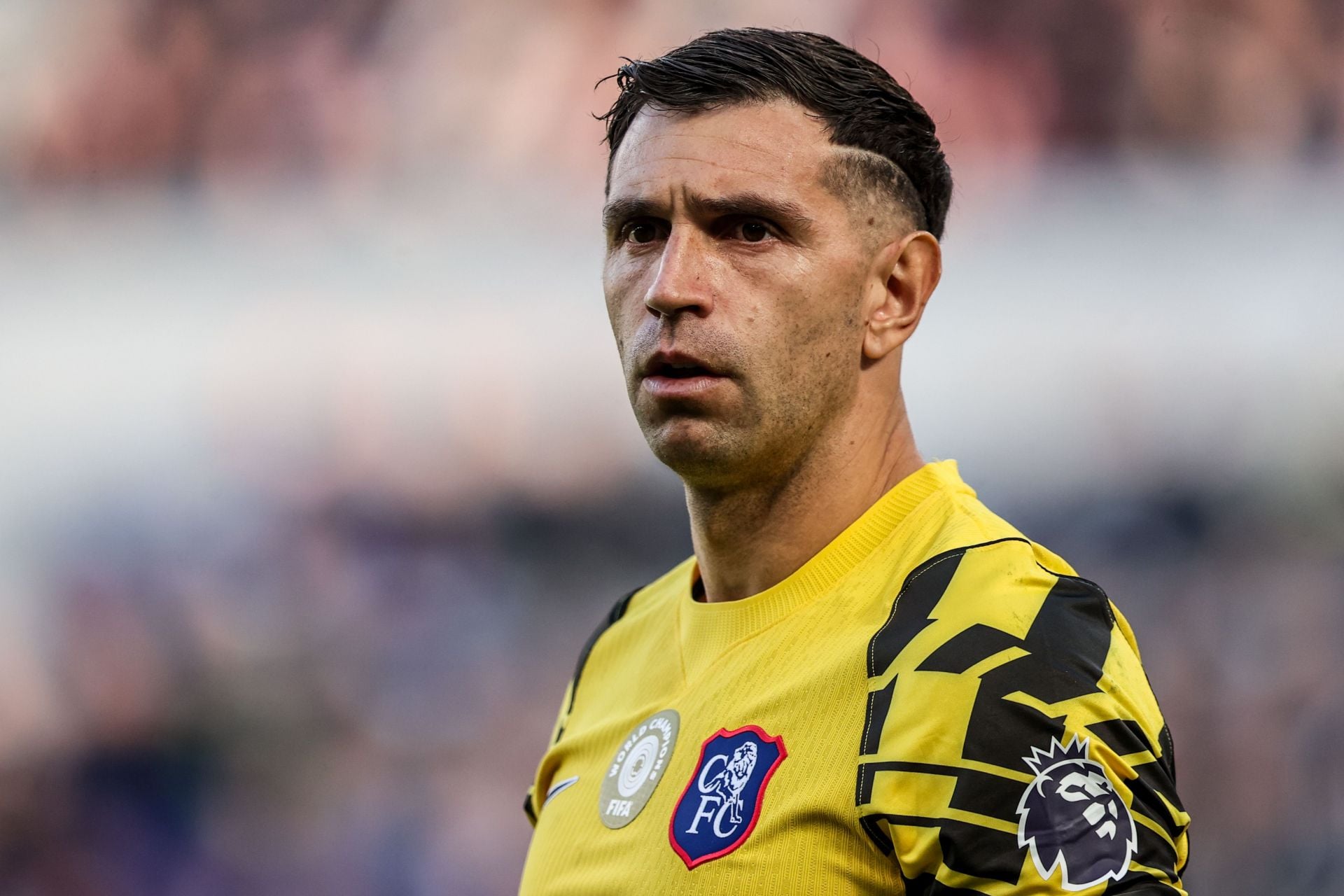 Emiliano Martinez provides update after going off injured during Chelsea's win over Everton