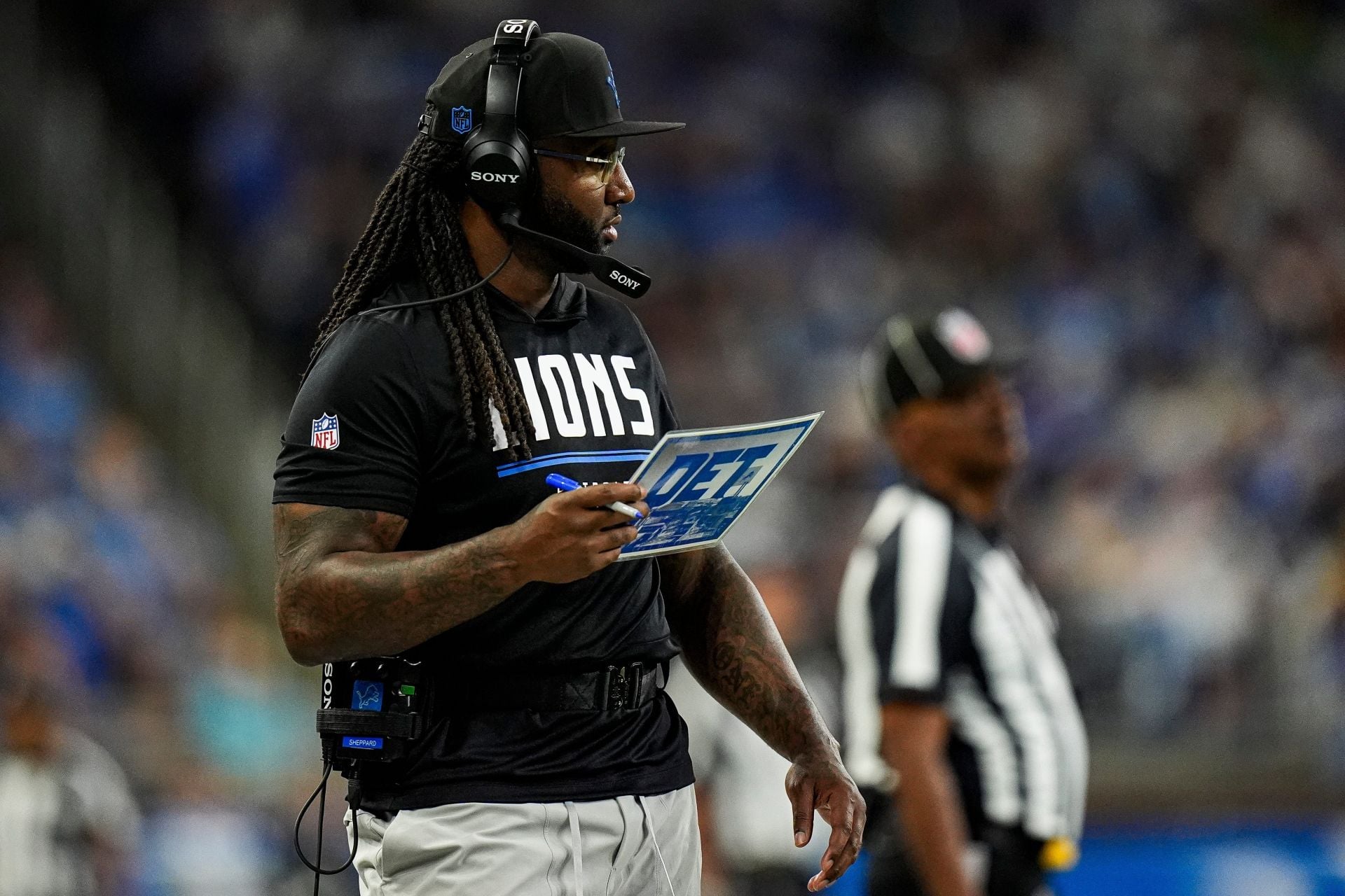 “Fire this man,” “No accountability”: NFL rip “arrogant” Kelvin Sheppard as Lions DC doubles down on Lions’ blitz decisions
