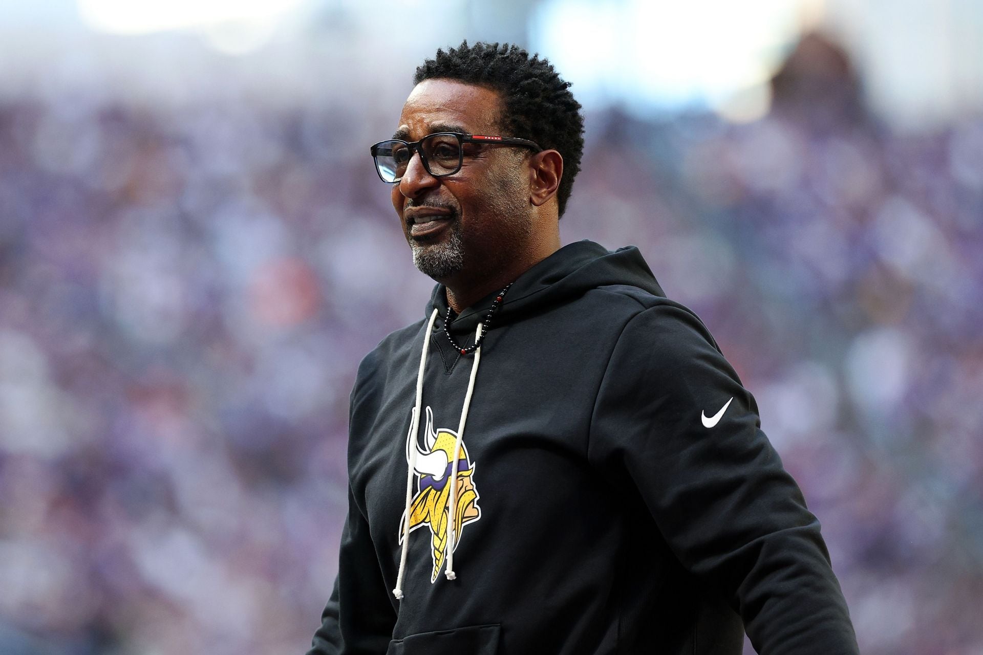 "I will hit you dead straight": Hall of Famer Cris Carter goes off at Skip Bayless over bold Cam Newton-Tim Tebow debate