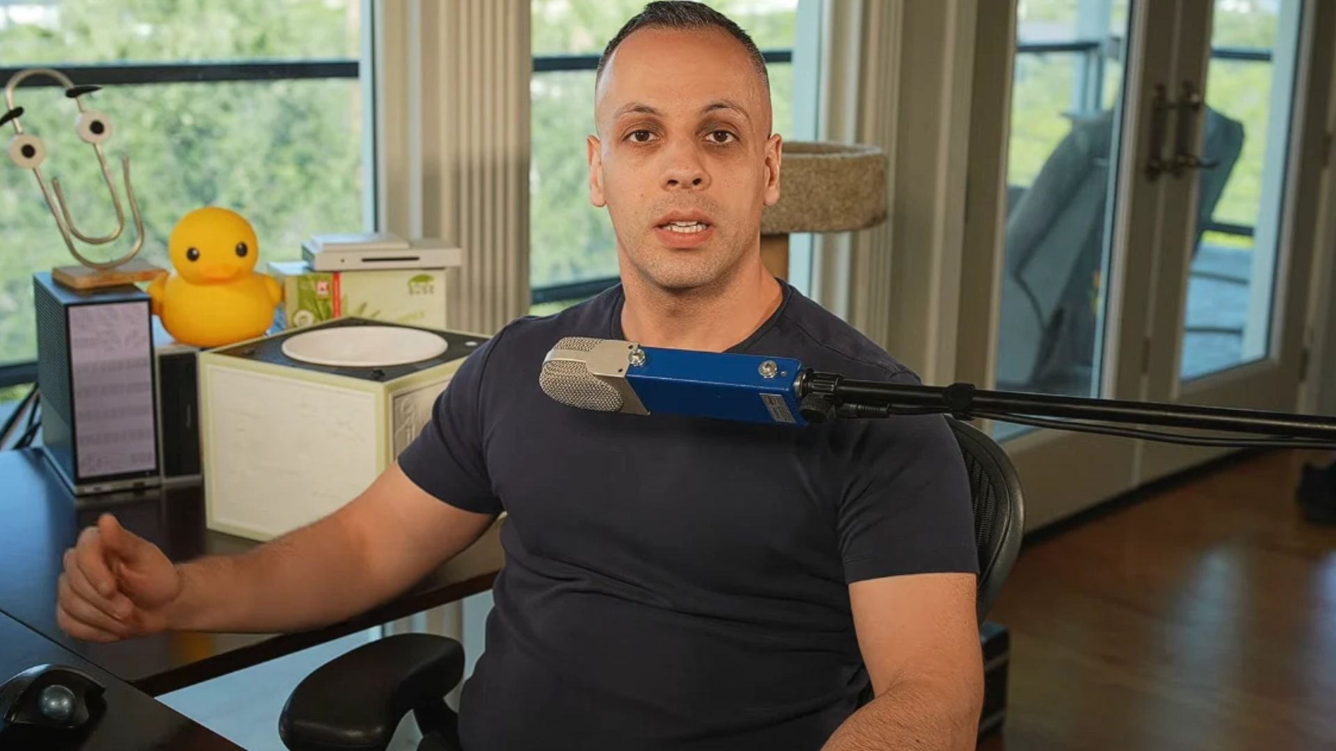 What did Louis Rossmann say about transgender people? YouTuber faces backlash for his alleged transphobic comment
