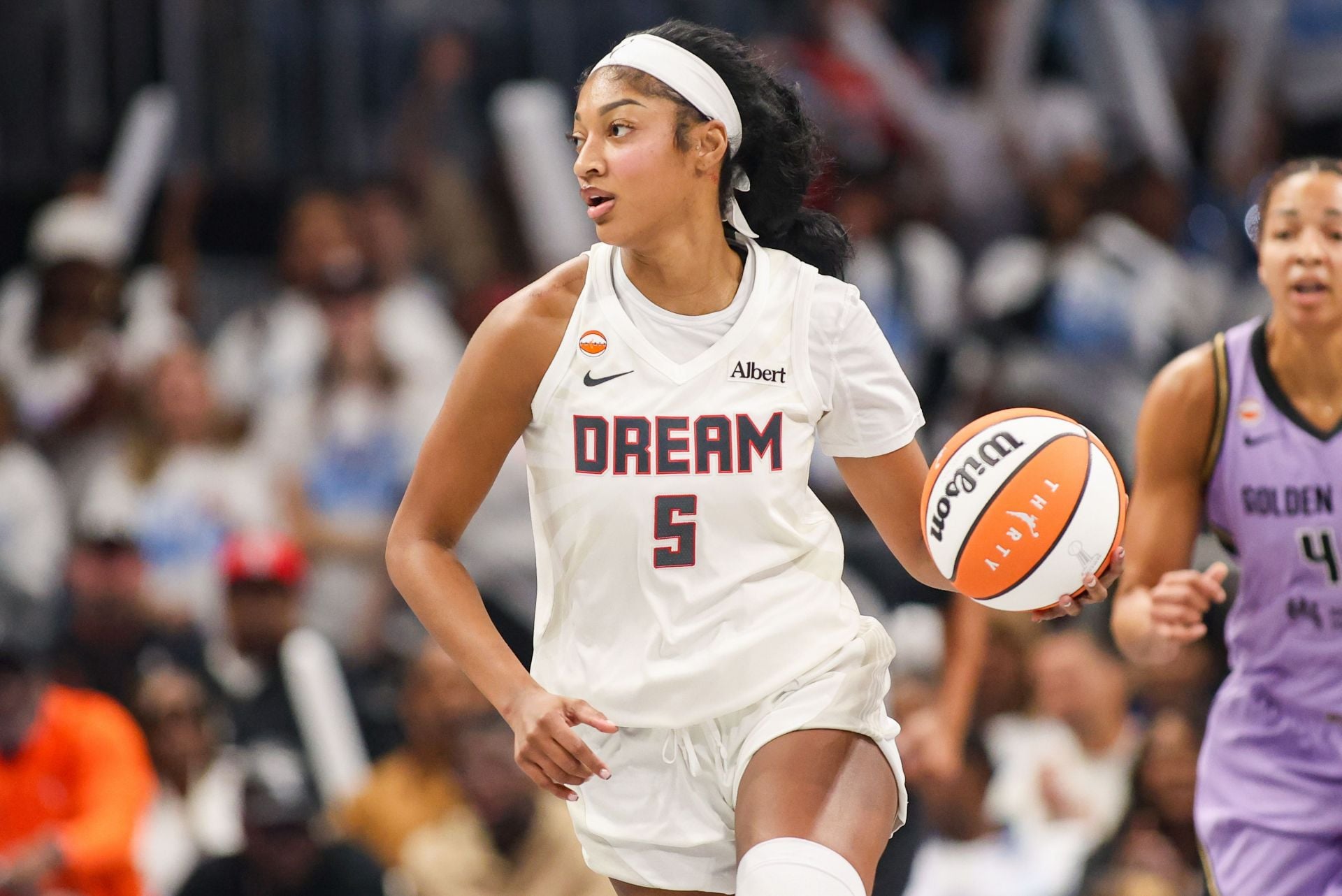 Angel Reese Game 5 Outfit: WNBA Finals Shockwave [Confirmed 2026]