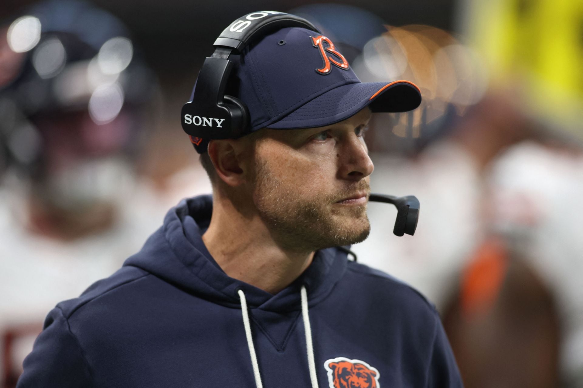 “Deserves it. Stupid thing to do” “Ben Johnson not happy”: NFL fans rip “dumb” Bears WR for getting ejected over headbutting Falcons player