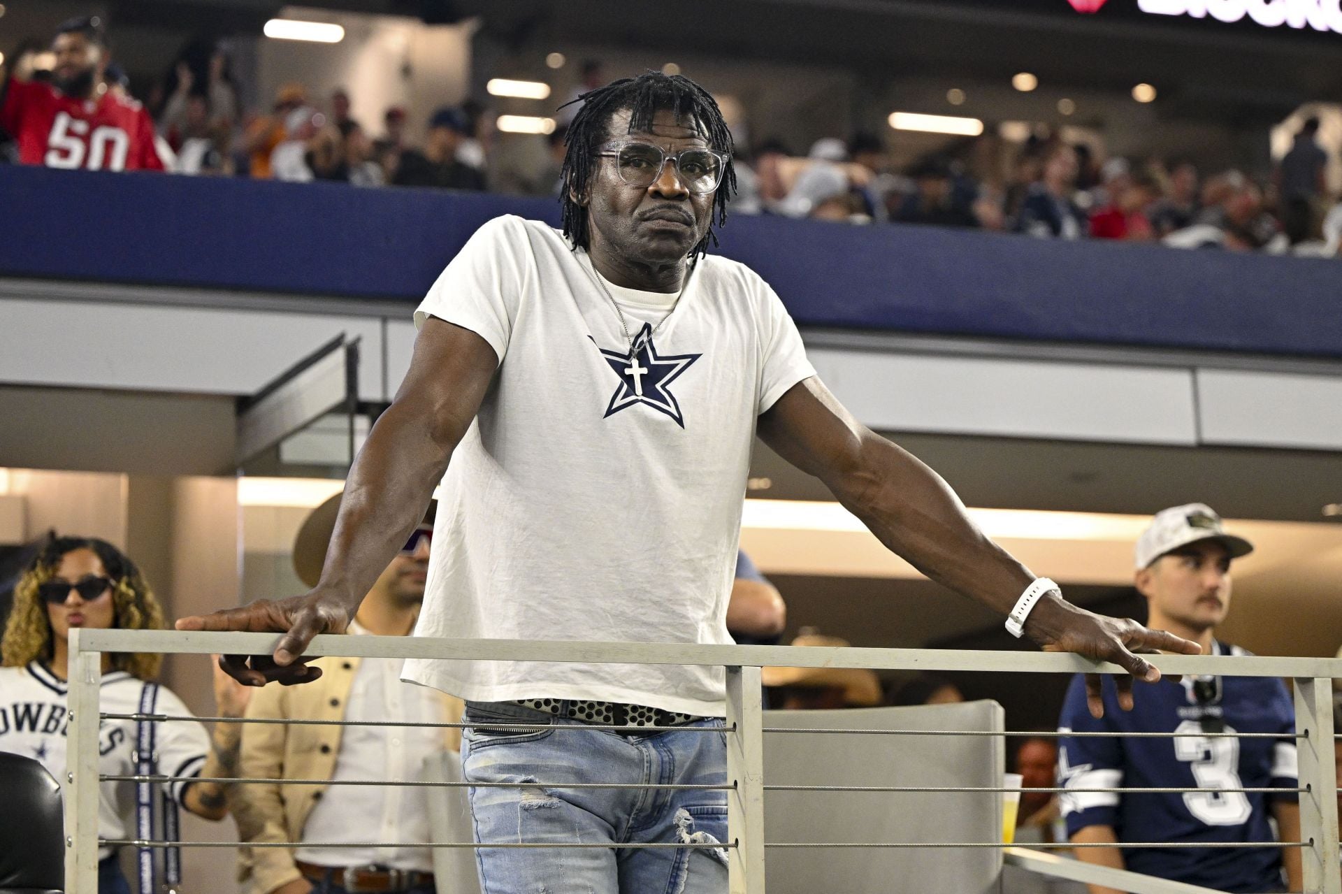 "Most disappointing team in the NFC East": Cowboys icon Michael Irvin doesn't hold back while calling out CeeDee Lamb and team's "ugly" loss vs. Bucs