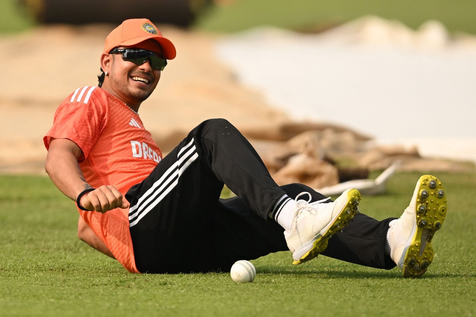 "Why are you acting like a pace bowler?" - Ishan Kishan's hilarious banter with star India all-rounder ahead of IND vs WI 2026 2nd T20I [Watch]