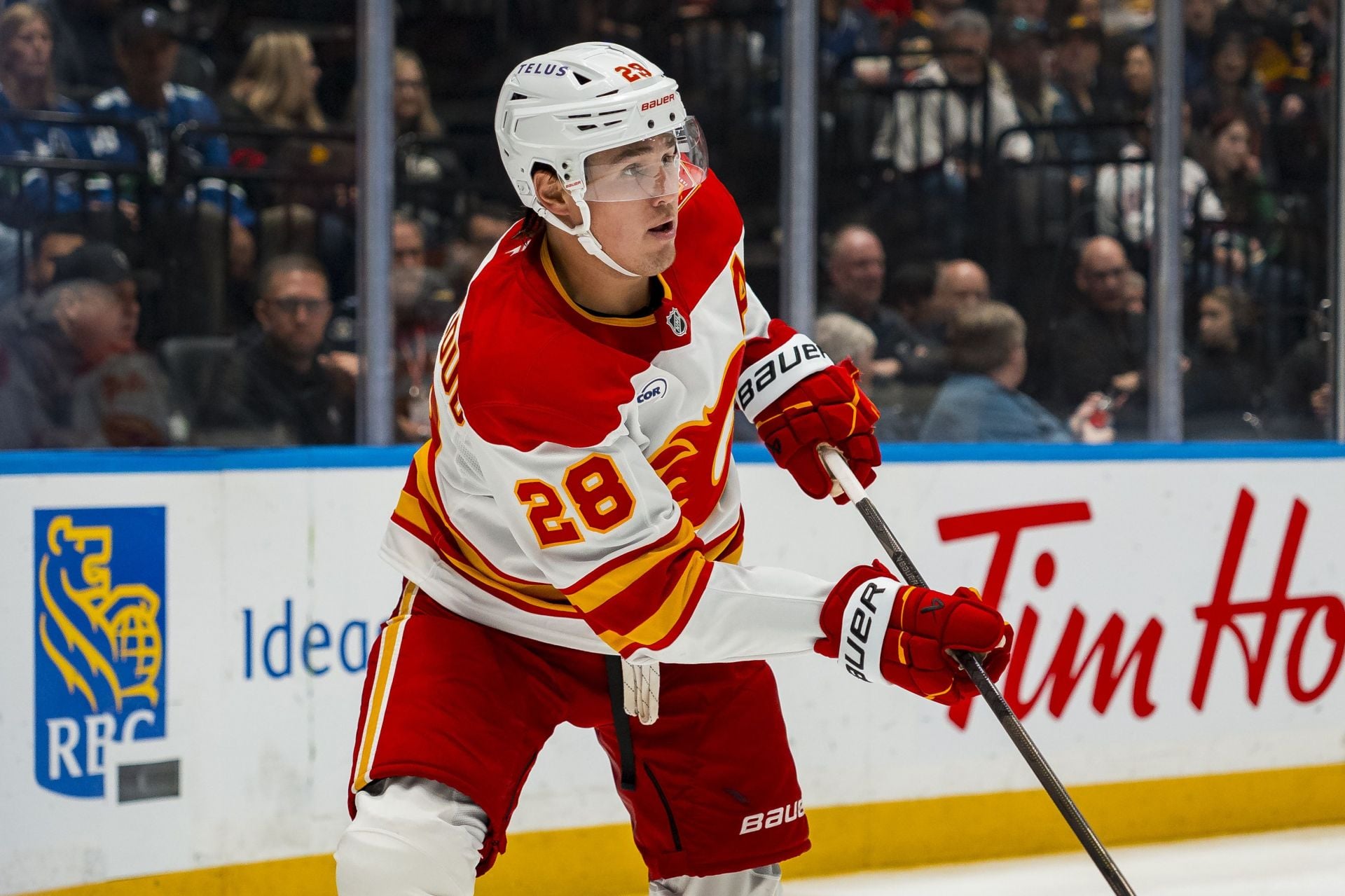 NHL Rumors: Insider claims Maple Leafs held “exploratory” talks regarding Flames’ Zach Whitecloud
