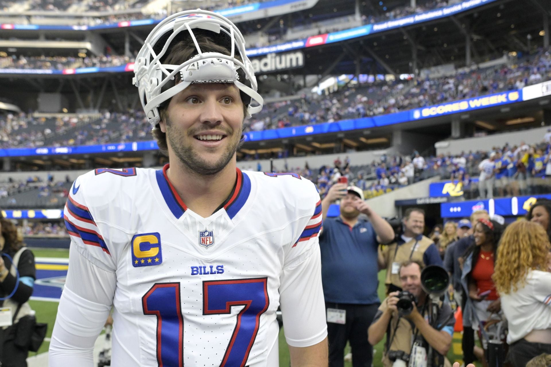 "Playing hero ball for no reason": NFL fans rip "reckless" Josh Allen for throwing "boneheaded" INT before half-time as Bills QB struggles vs. Rams