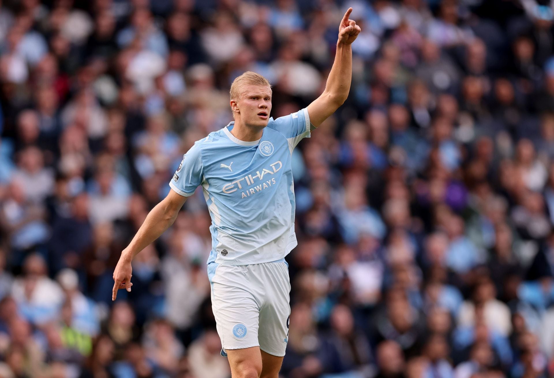 Erling Haaland announces he has bought a house in surprise country amid speculations about his Manchester City future