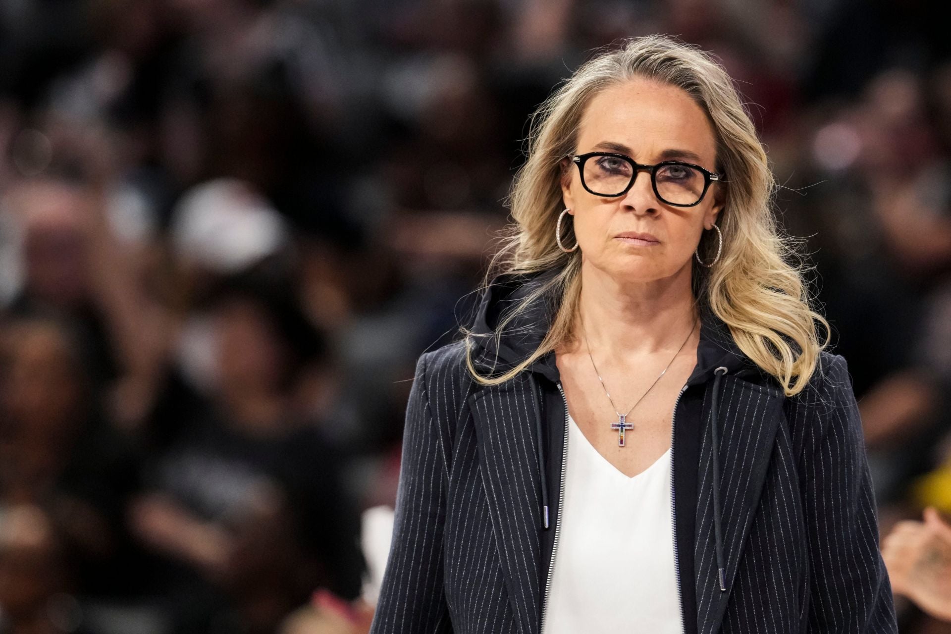 "Always a SORE Loser ALWAYS": WNBA Fans Bash Aces HC Becky Hammon For Not Crediting Valkyries in Game 1