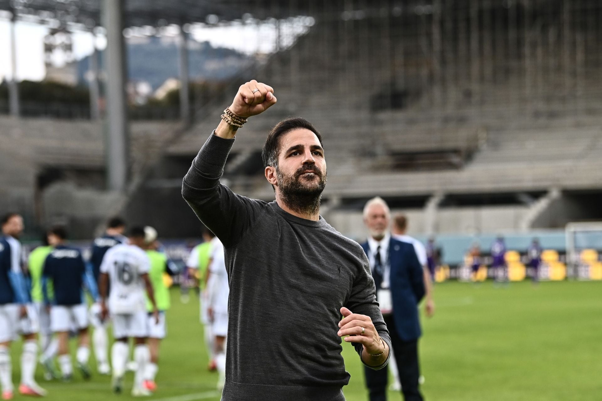 Cesc Fabregas responds when asked if he'd like to be the next Manchester United manager ahead of Como UCL clash