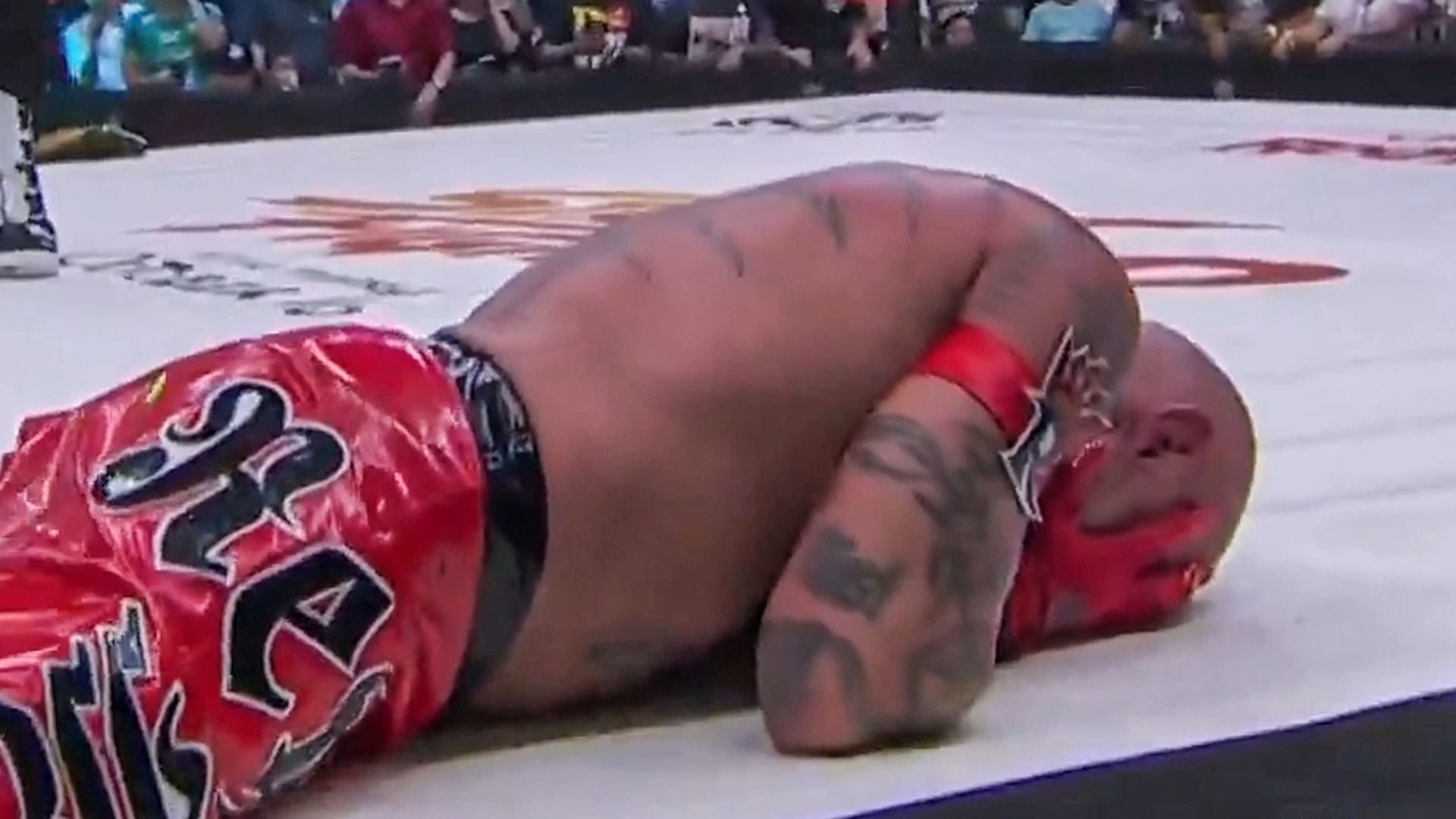 3 Reasons why WWE Hall of Famer Rey Mysterio got unmasked