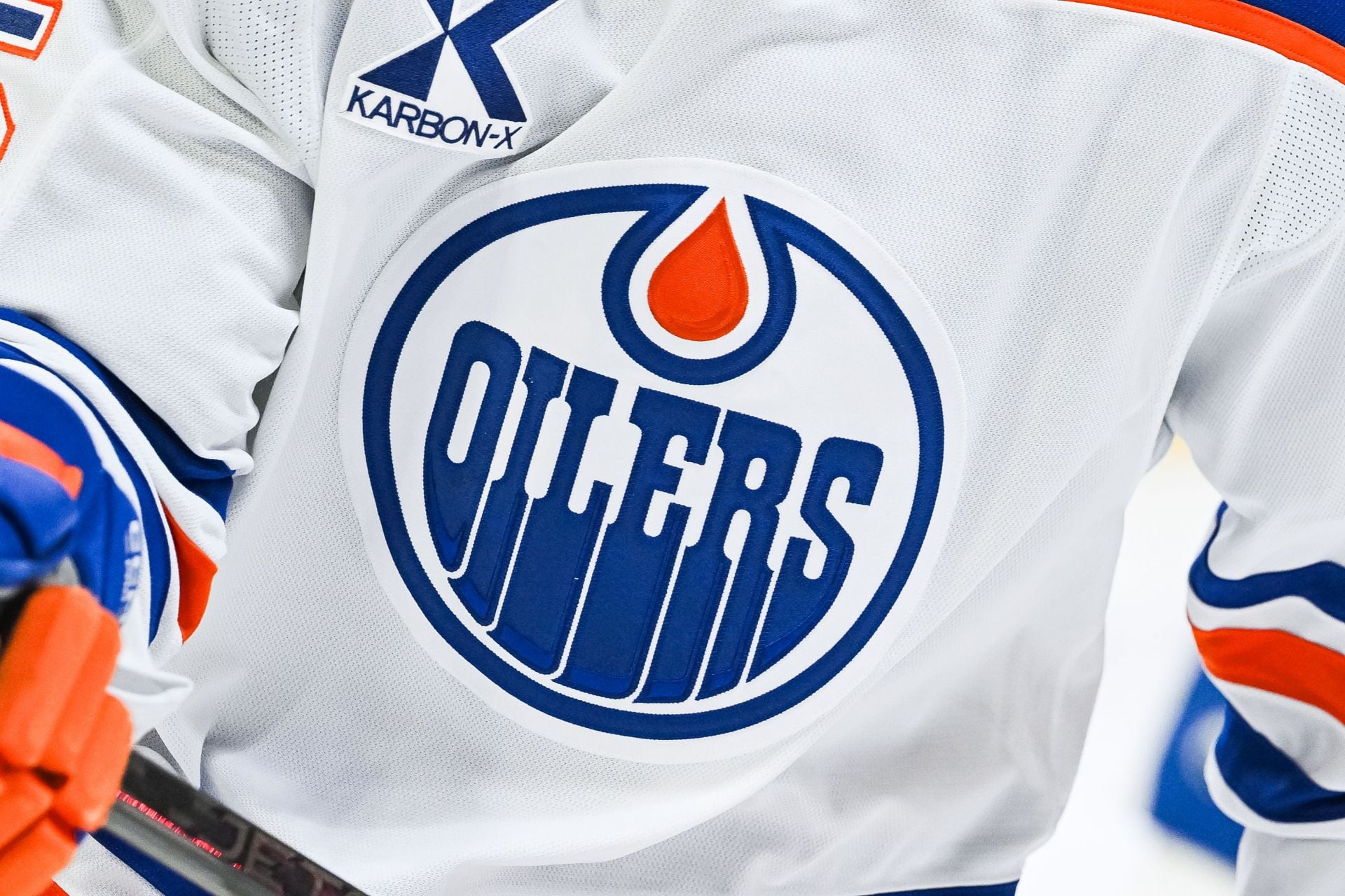 PHOTOS: Connor McDavid's wife Lauren Kyle shares glimpses from the Oilers' opening-night get-together 
