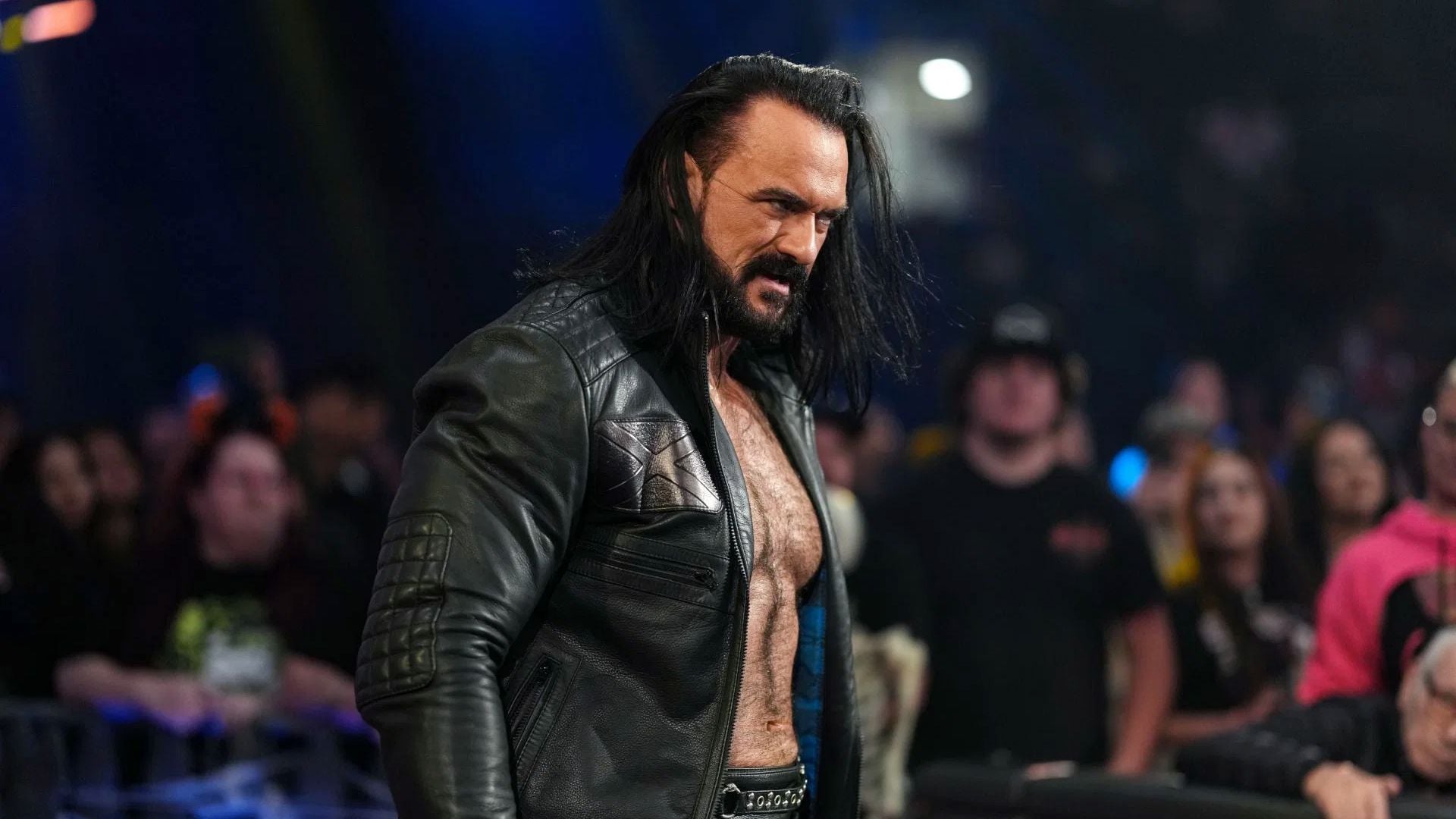 3 Signs that Drew McIntyre will attack the Bloodline on WWE RAW
