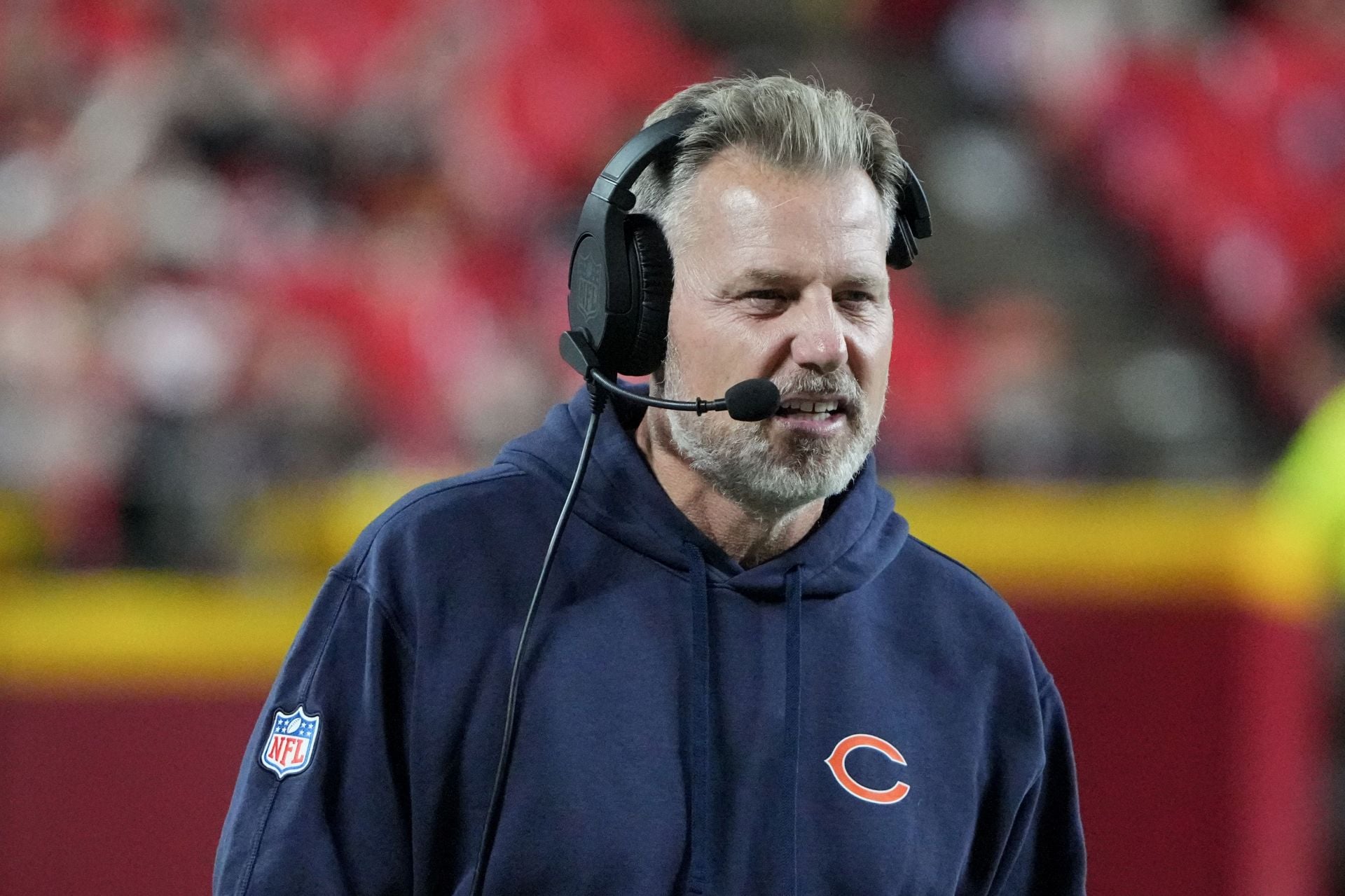 Former Chicago Bears head coach Matt Eberflus watches play against the Kansas City Chiefs - Source: Imagn