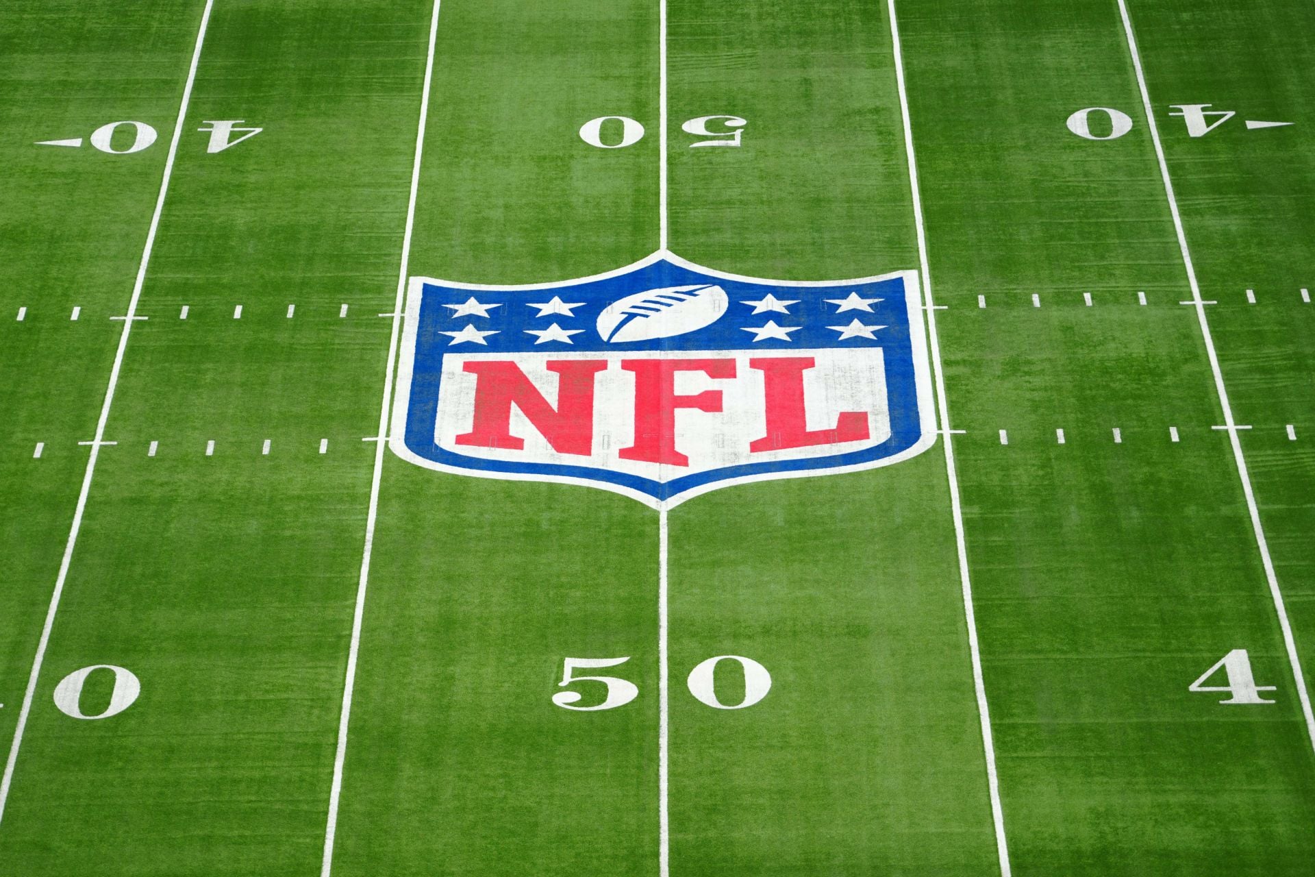“Pathetic,” “Worthless organization”: NFL fans rip NFLRA over response to league suspending officials