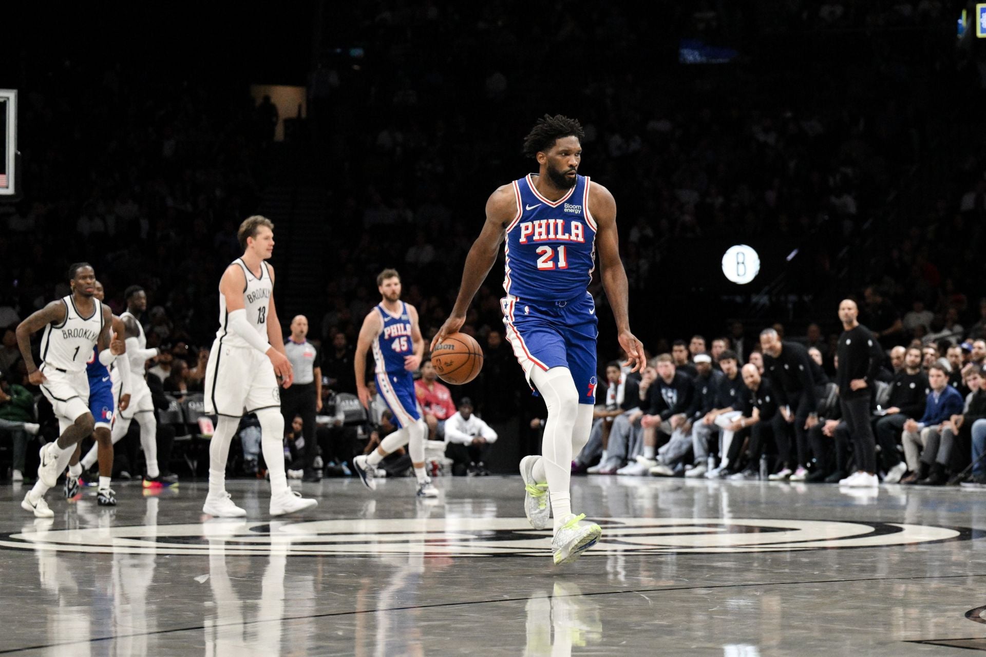 "This Man Getting Traded in February for AD": NBA Fans Slam Joel Embiid After Sixers Star Avoids Jumping For Alley-Oop and Misses a Sitter 