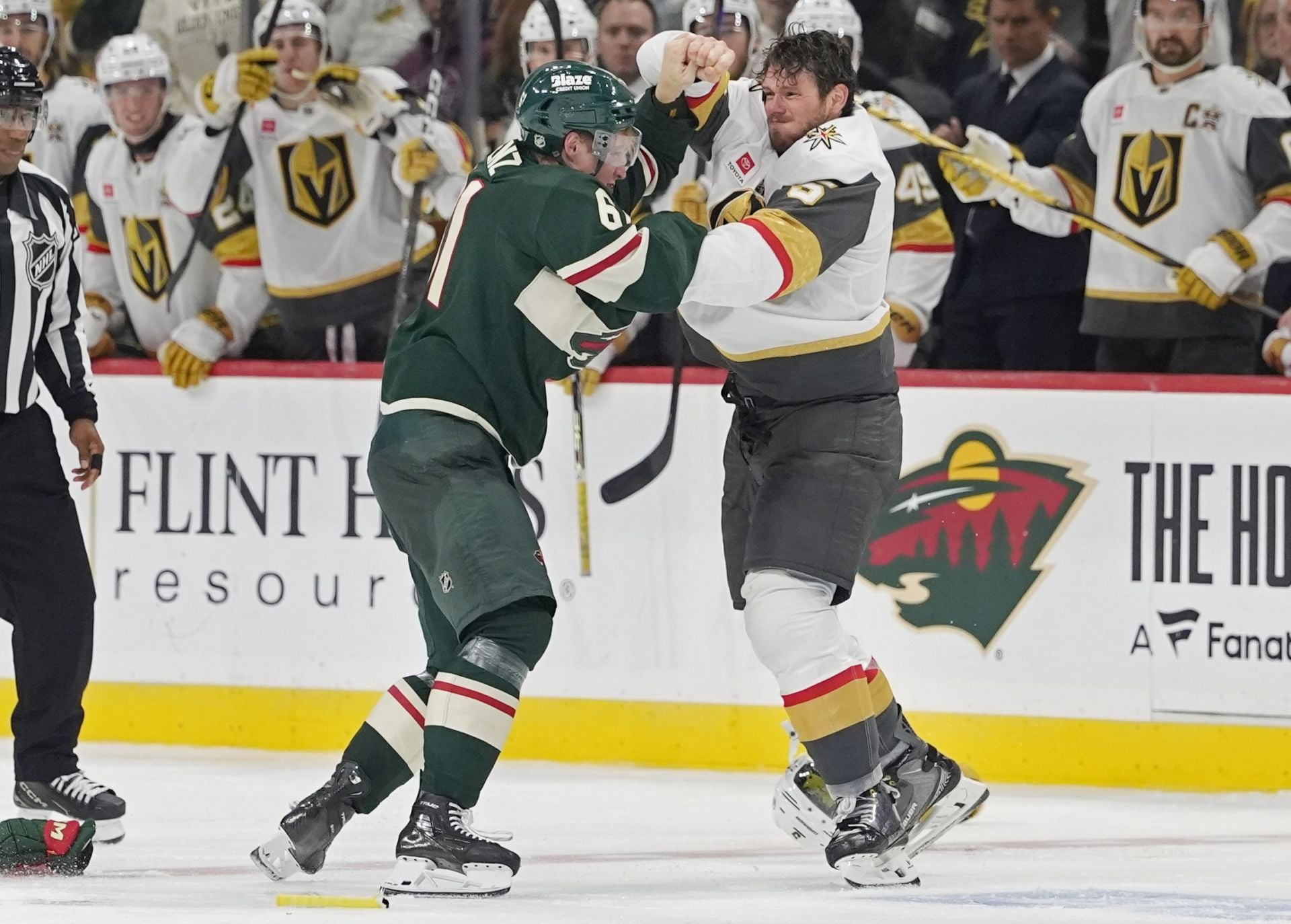 Golden Knights' Jeremy Lauzon criticized by former teammate for fighting Wild rookie Rieger Lorenz