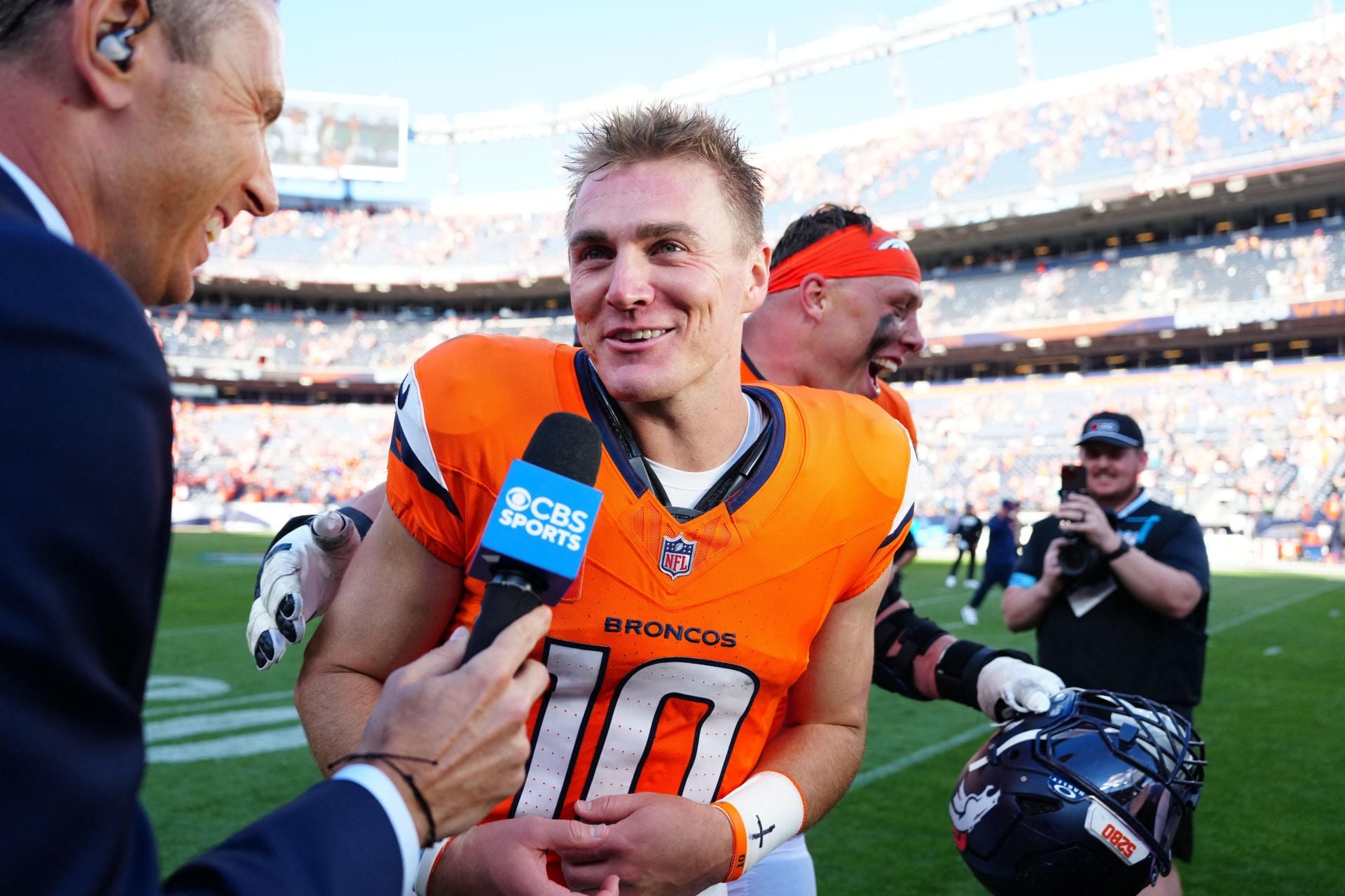 “Very poor man’s Derek Carr” “He’s scared”: NFL fans mock Bo Nix for “being honest” on mental hurdle leading to Broncos QB's regression
