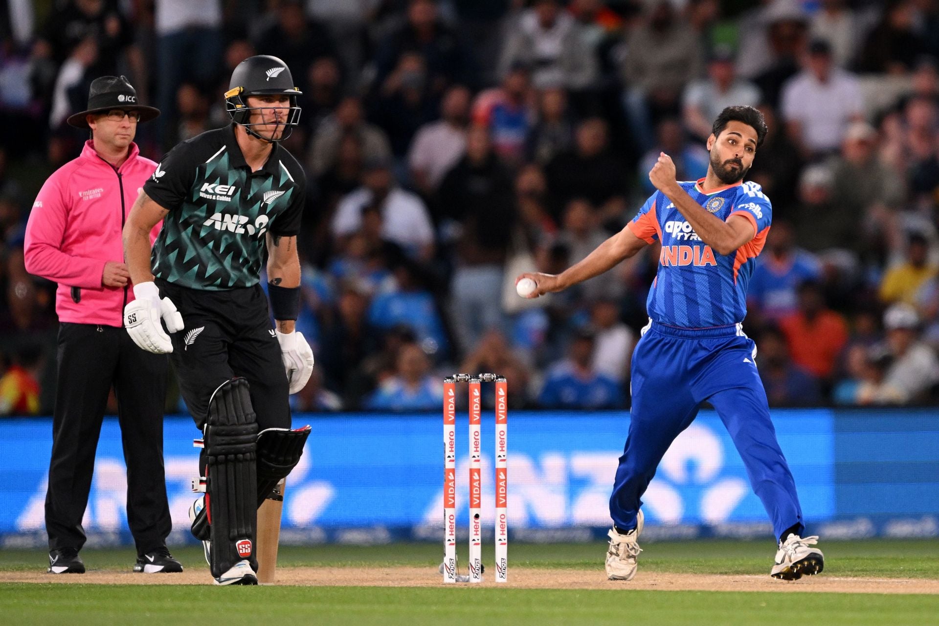 Bhuvneshwar Kumar gets first wicket after comeback to dismiss former CSK star for 6 in NZ vs IND 2026 2nd T20I [Watch]
