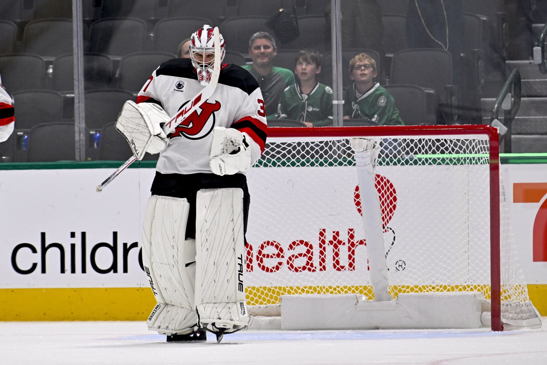 "Wait until playoffs, then he’s hot garbage": Fans react as Connor Hellebuyck makes a near-perfect debut for Devils