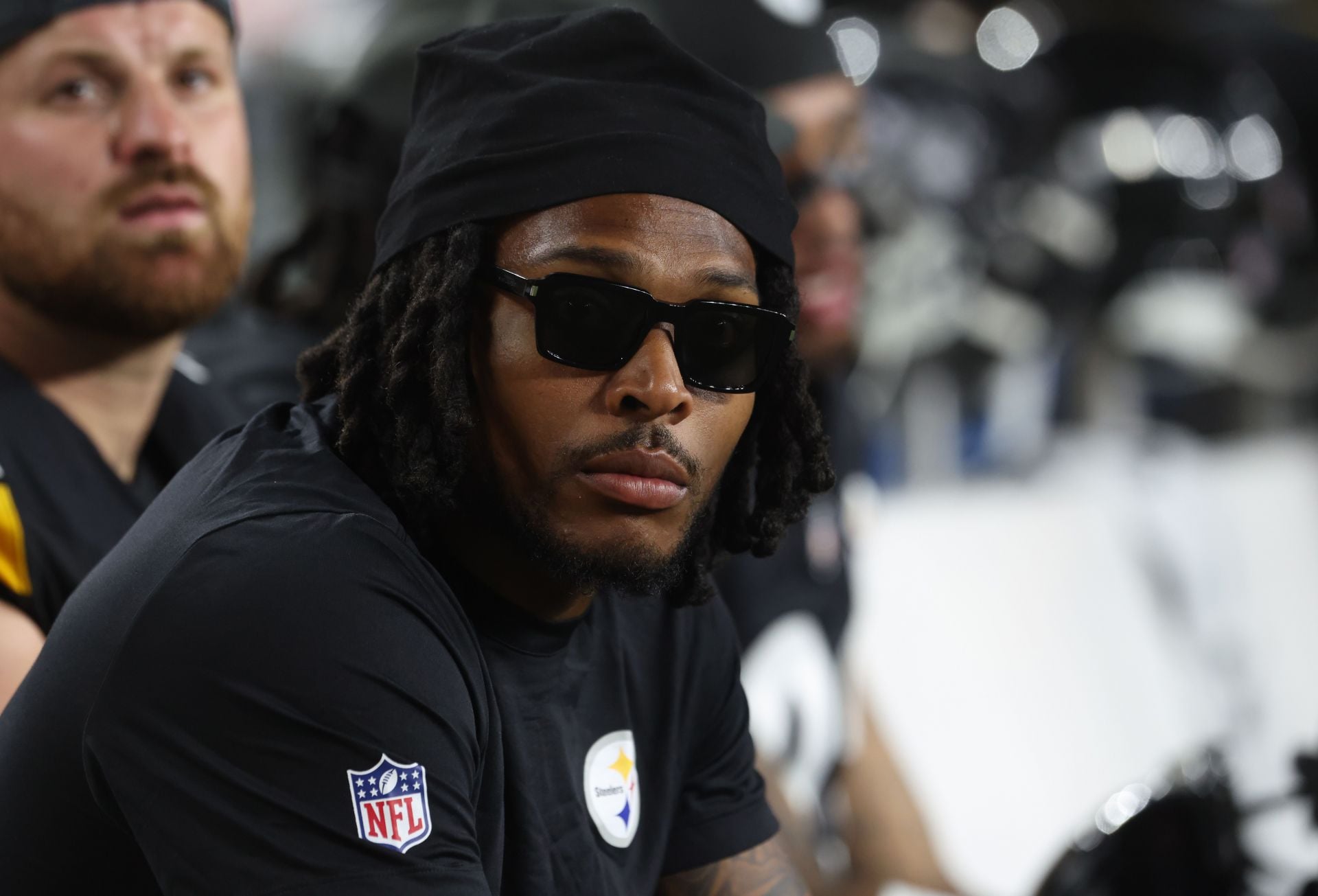 Fans mock Jalen Ramsey's brown suit ahead of Steelers‑Buccaneers matchup