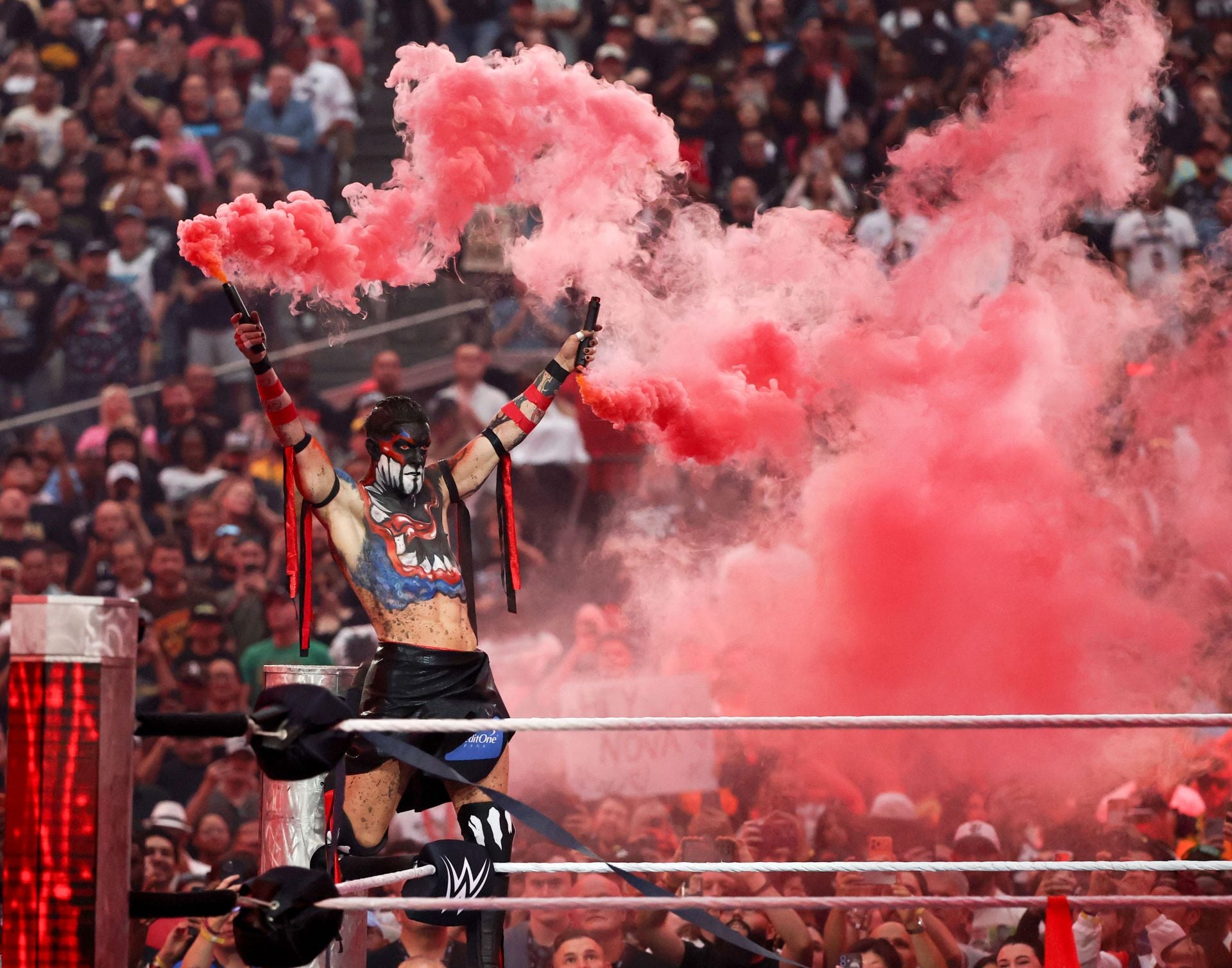 2 Reasons why Finn Balor should bring back The Demon against Gunther, and 2 reasons why he shouldn’t