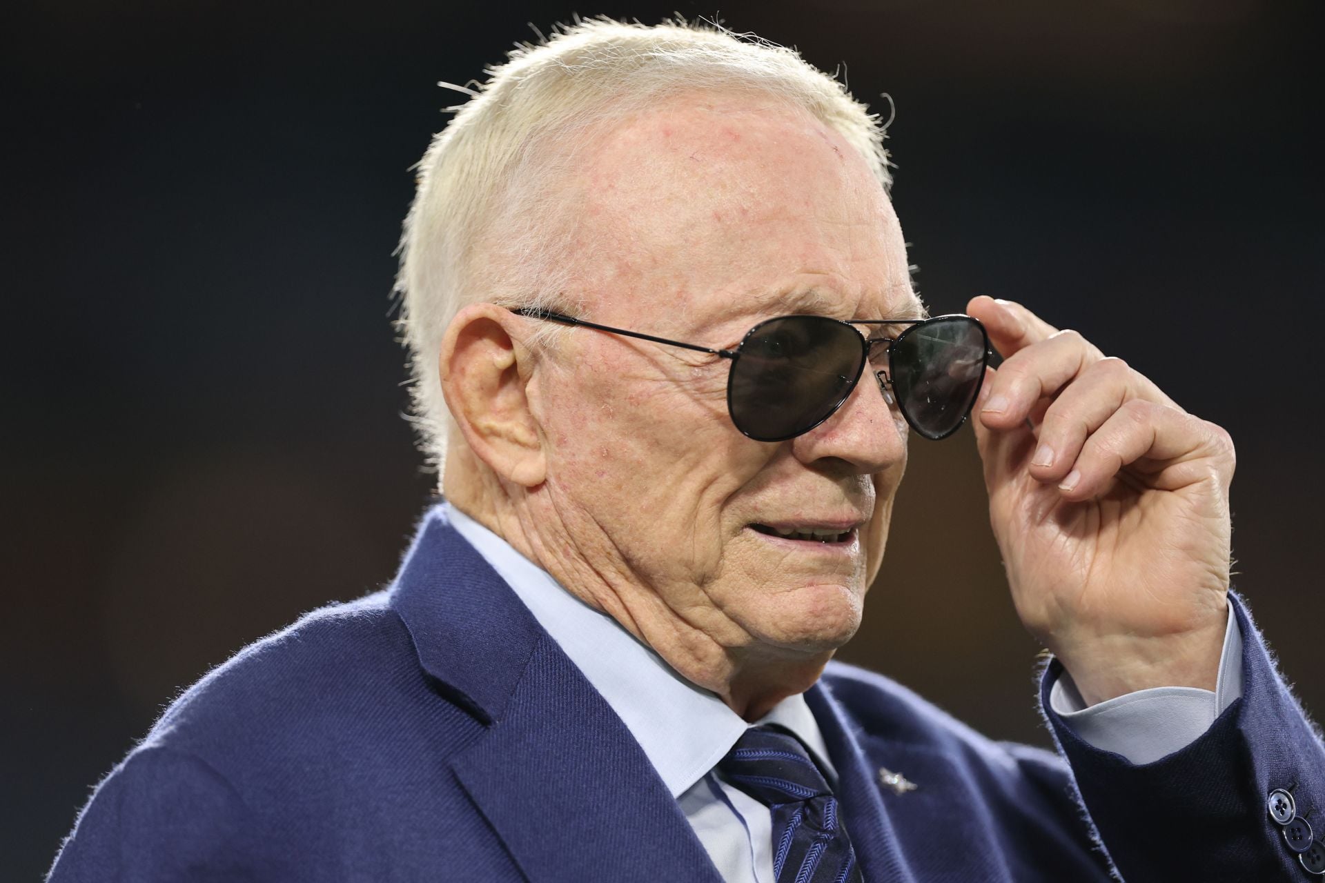 “Can run down Jerry Jones at owners meeting”: Cowboys reporter calls out media double standards over questioning Howie Roseman or Jeffrey Lurie