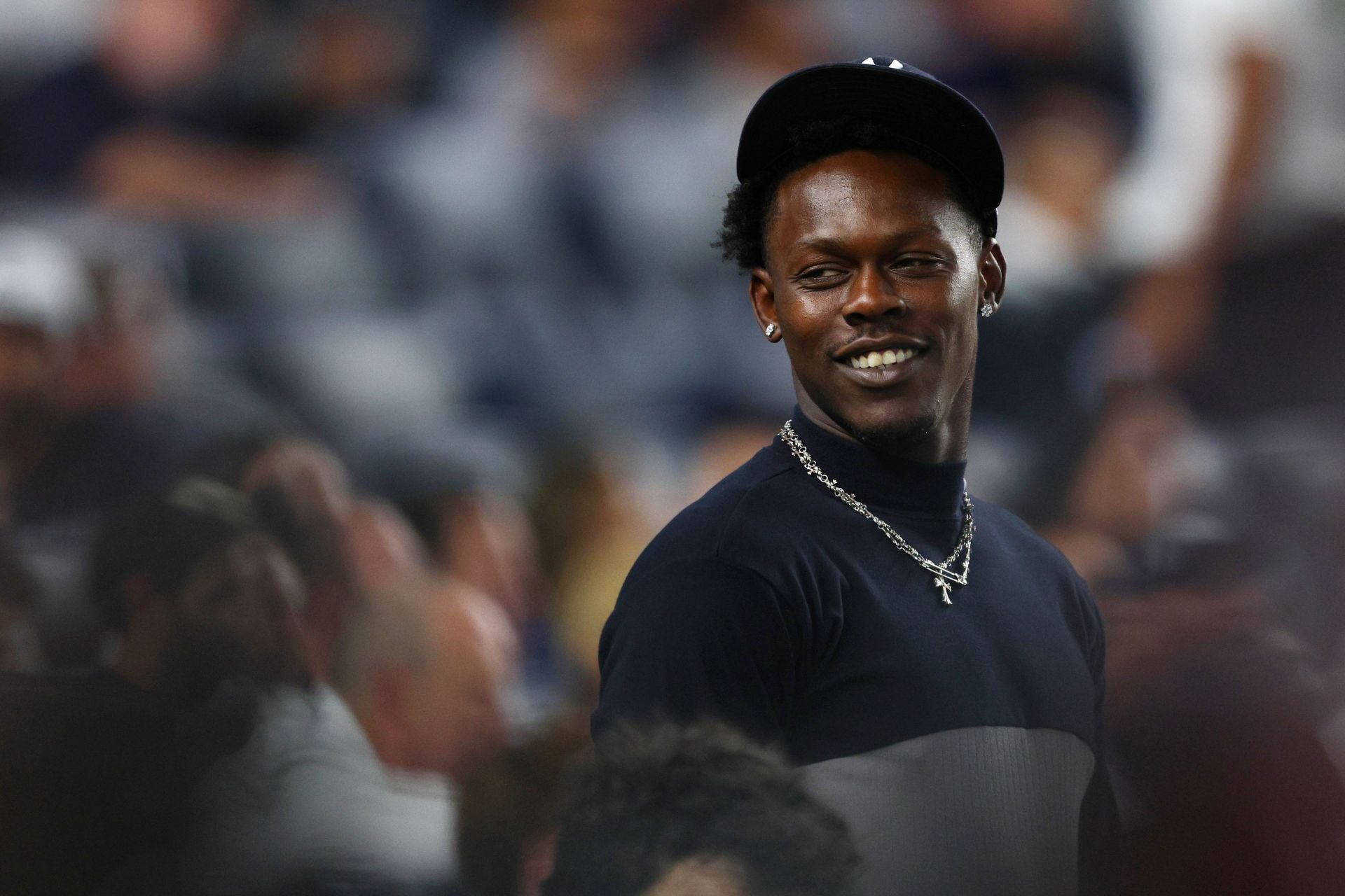 "Nobody is giving him that deal" - Yankees fans rip MLB insider over Jazz Chisholm Jr. free agency contract prediction