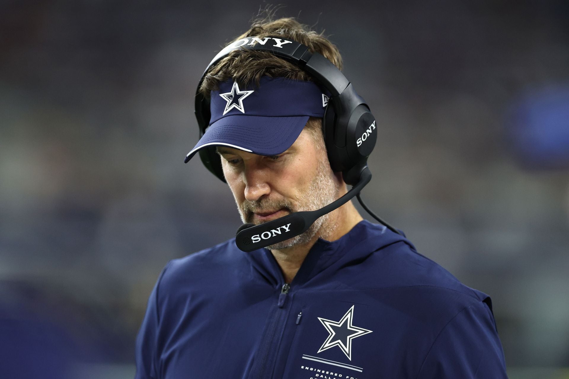 "What a mess": Skip Bayless takes shot at Brian Schottenheimer's comment as Mike Tomlin calls out Cowboys' "players-only meeting"