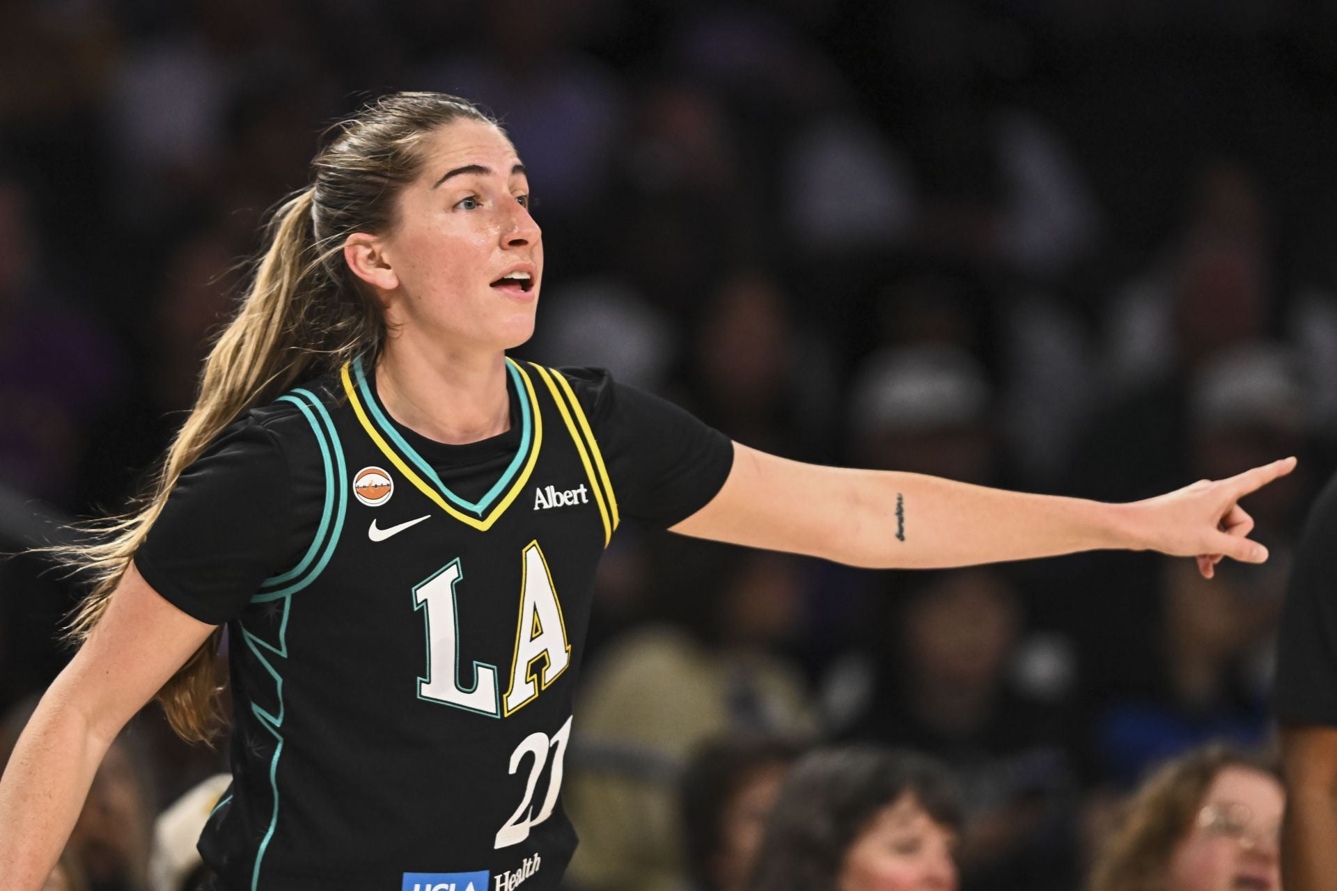 “They Told Kate Martin She Stinks”: Fans Abuzz as WNBA Star’s Shocking Unrivaled Exit Raises Questions About Her WNBA Future
