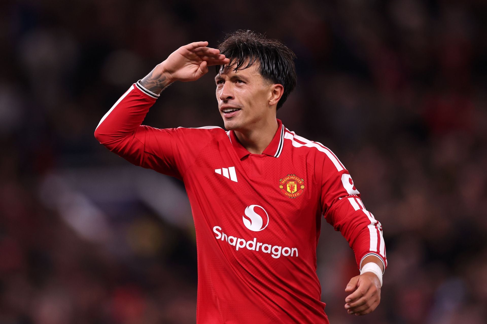 "You cannot come out publicly and say what you said" - Ex-PL star slams Lisandro Martinez for comments about Manchester United board