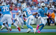 The Titans are one of only three winless teams left - Source: Imagn