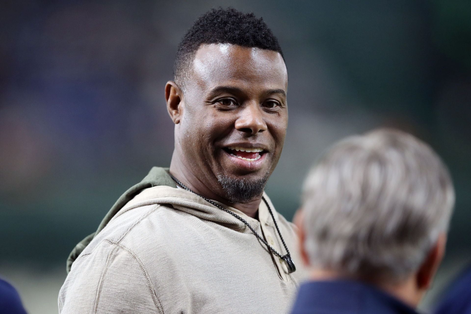 10 MLB Stars Who Played for the Same Franchise for 10+ Years Without Winning a World Series