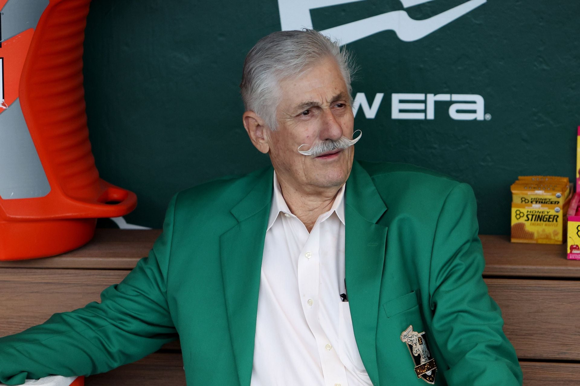 Athletics Hall of Famer Rollie Fingers filed for bankruptcy in 1989 - Source: Imagn