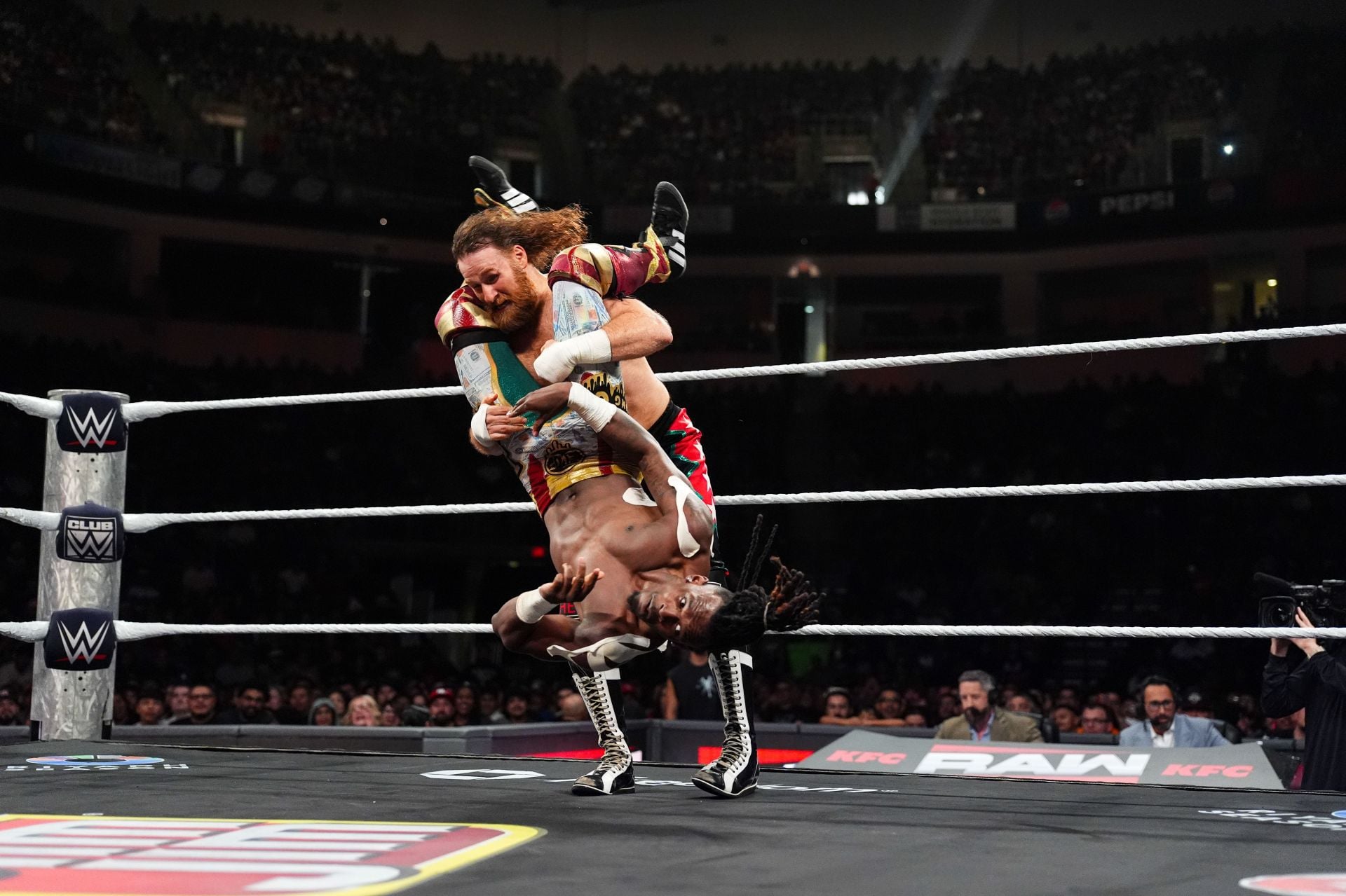 Greg's WWE RAW Results (October 26, 2026): Bayley gets violent in grudge match!! Liv Morgan loses world title match!!