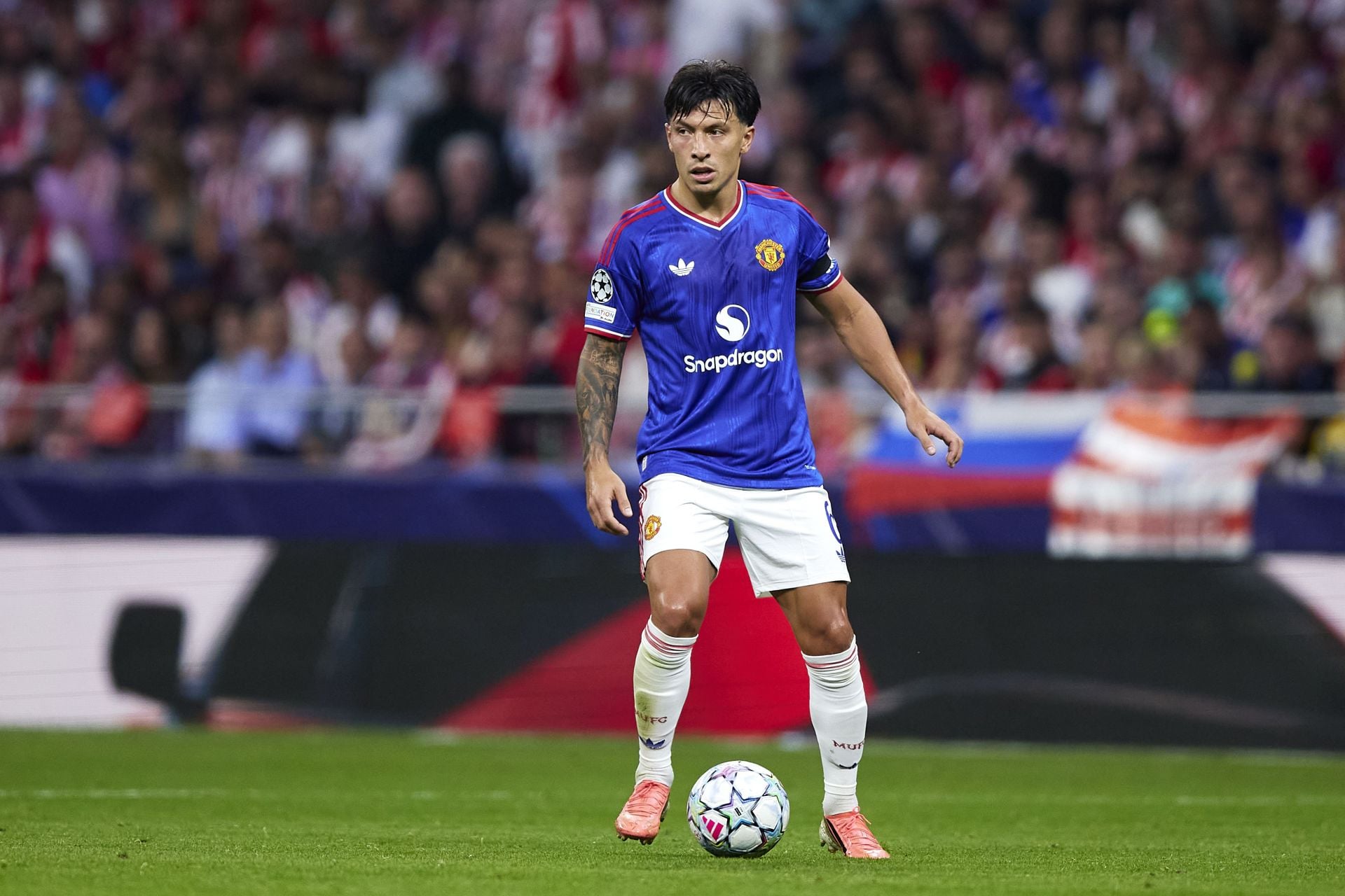 Lisandro Martinez releases new statement after meeting with Michael Carrick and Manchester United hierarchy