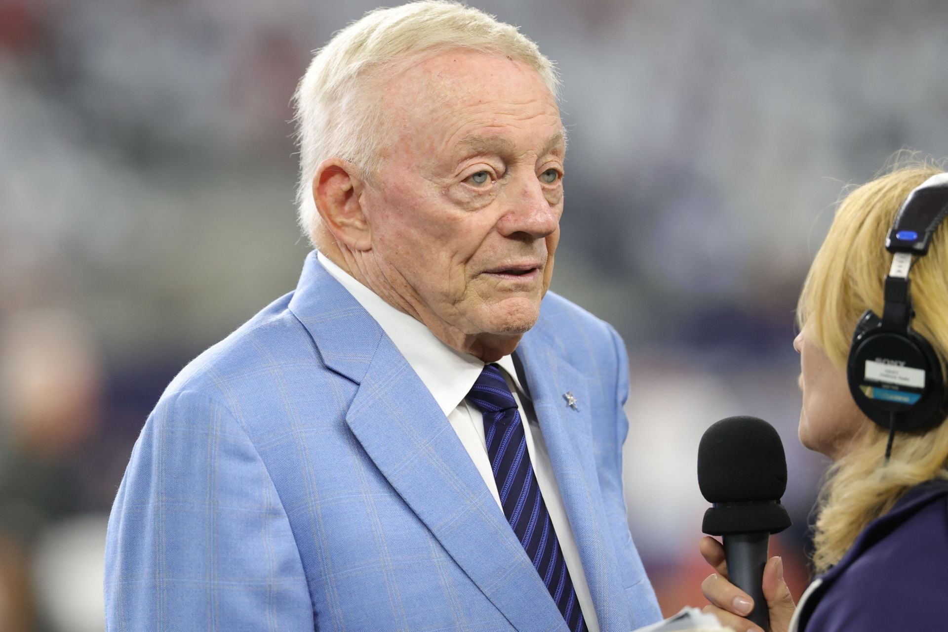 10 Cowboys Trades Under Jerry Jones That Proved Unsuccessful